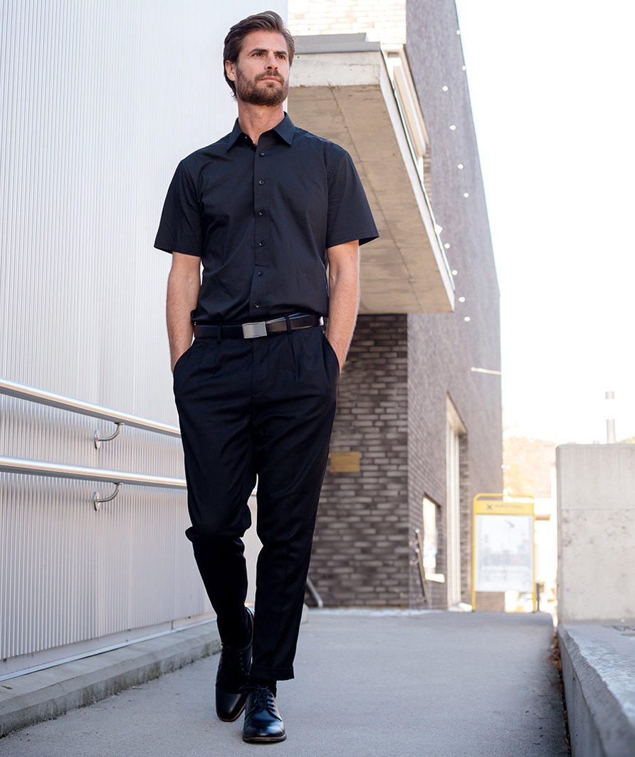 YOU Sanremo modern fit kort&aelig;rmet stretchskjorte, Sort, large image number 1