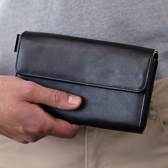 Karlowsky tjenerpung med trykknap, Sort