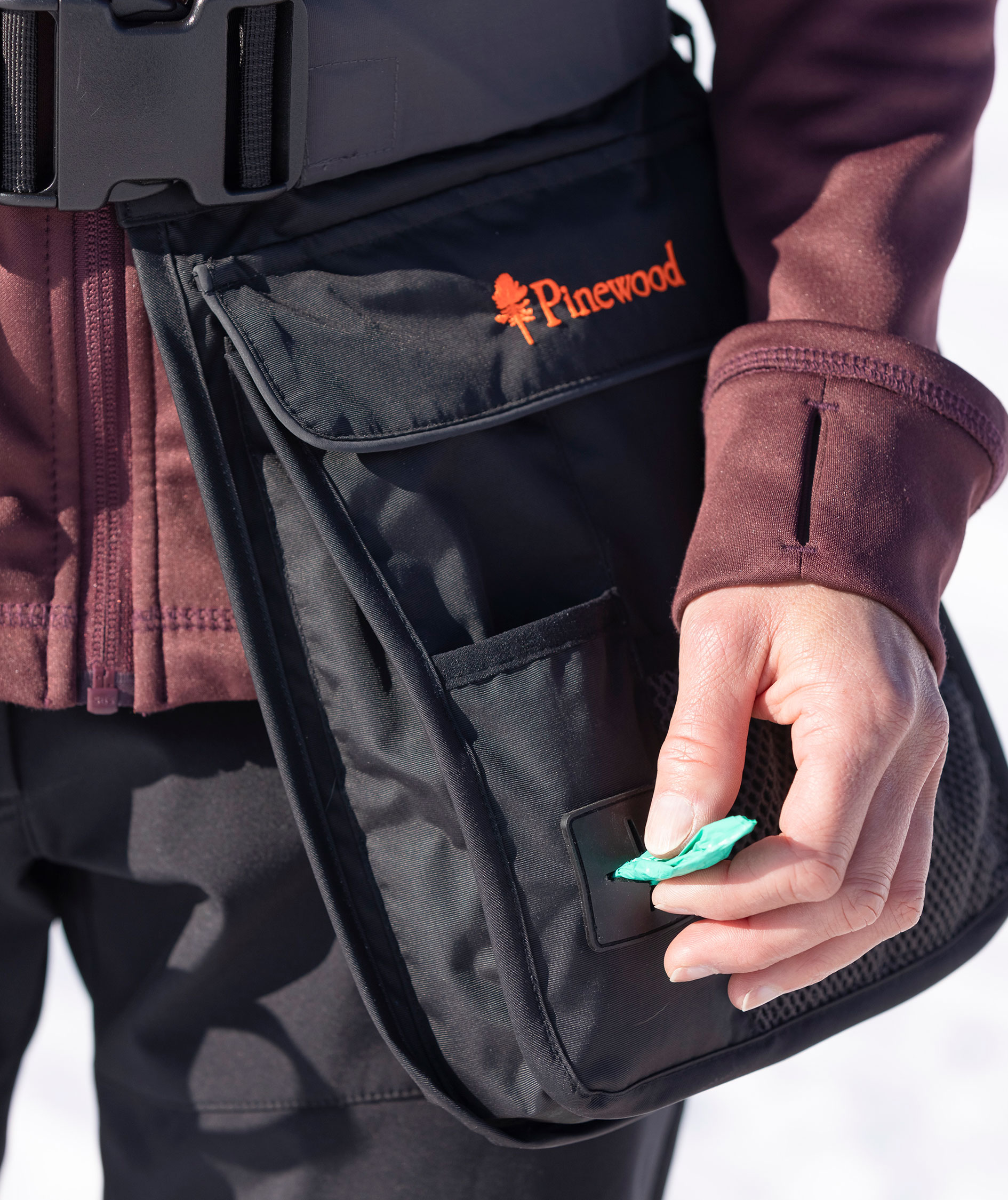 Pinewood Dog Sports Utility b&aelig;lte, Black/Dark Anthracite, large image number 8