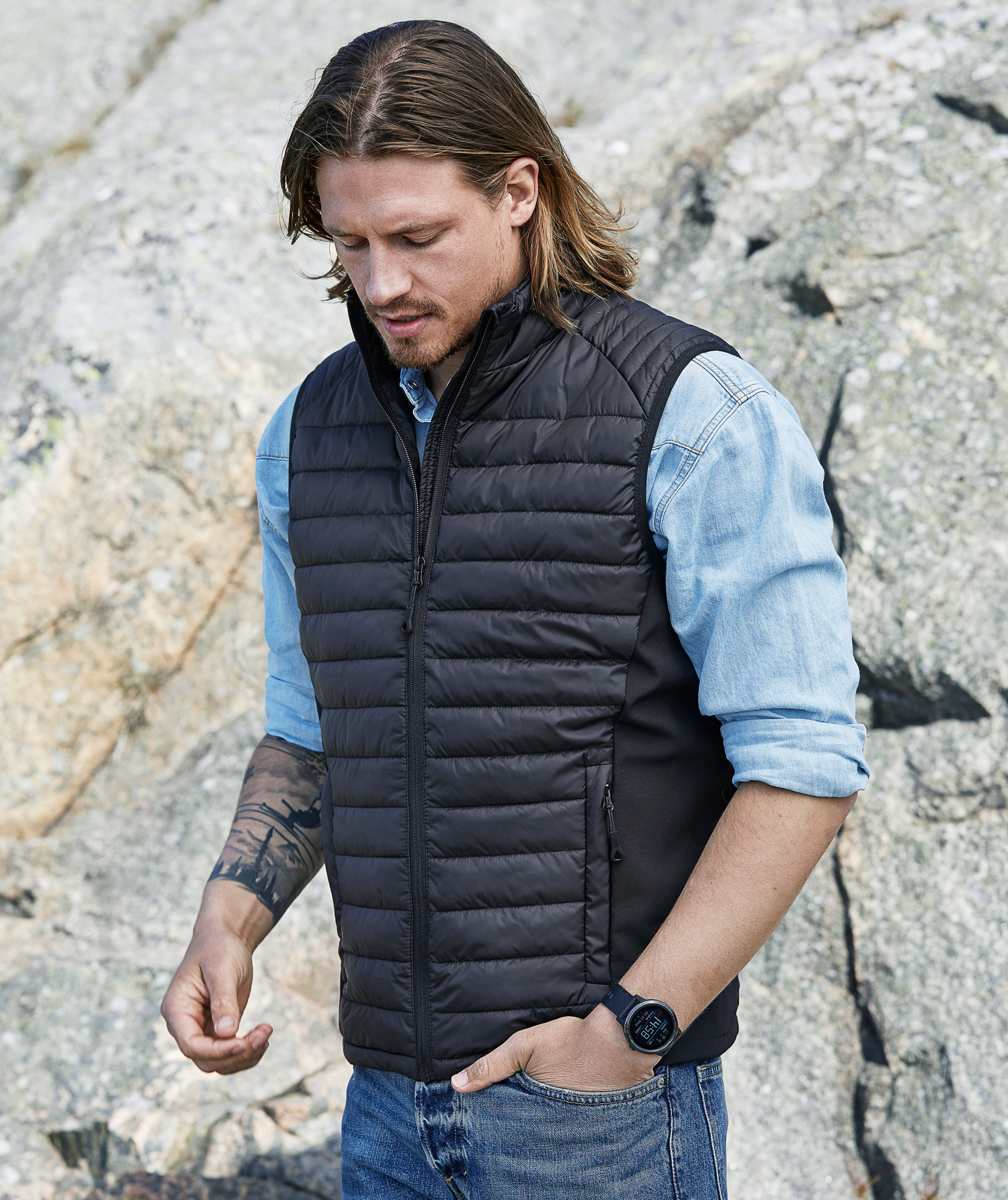 Tee Jays Crossover bodywarmer/vest, Sort, large image number 2