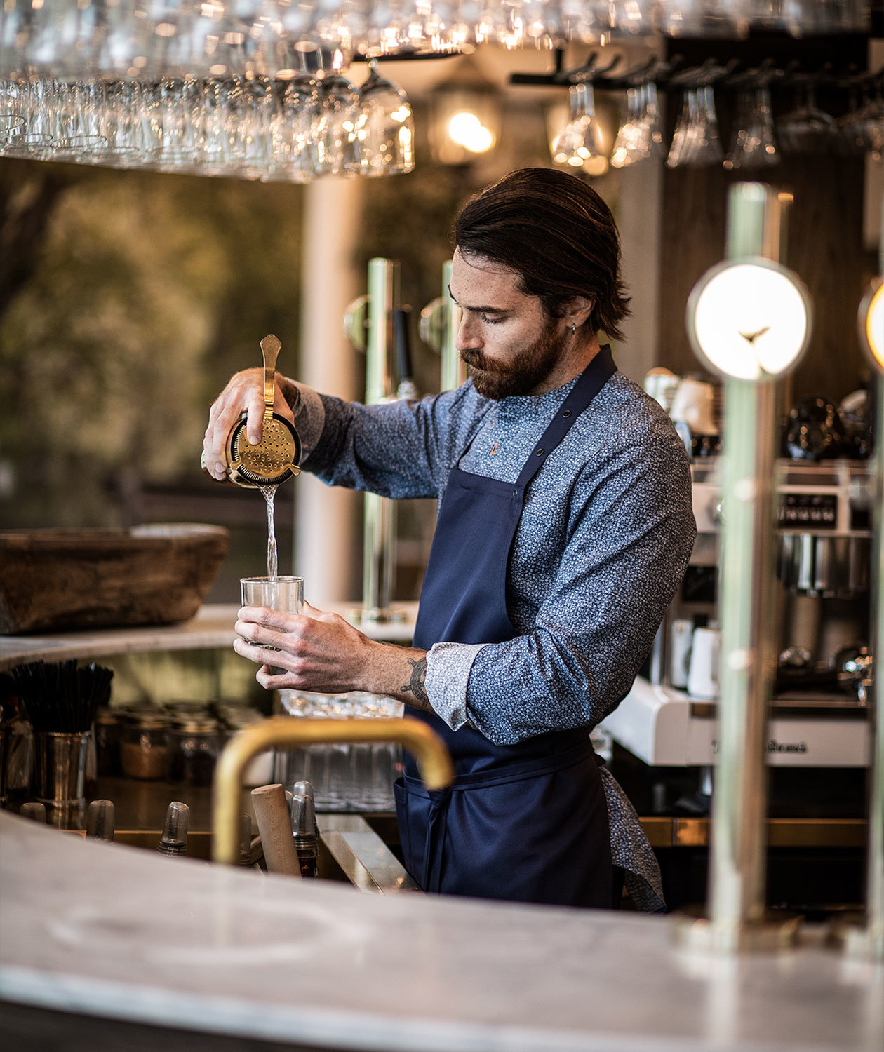 Segers 4579 br&ouml;stlappsf&ouml;rkl&auml;de med ficka, Marinbl&aring;