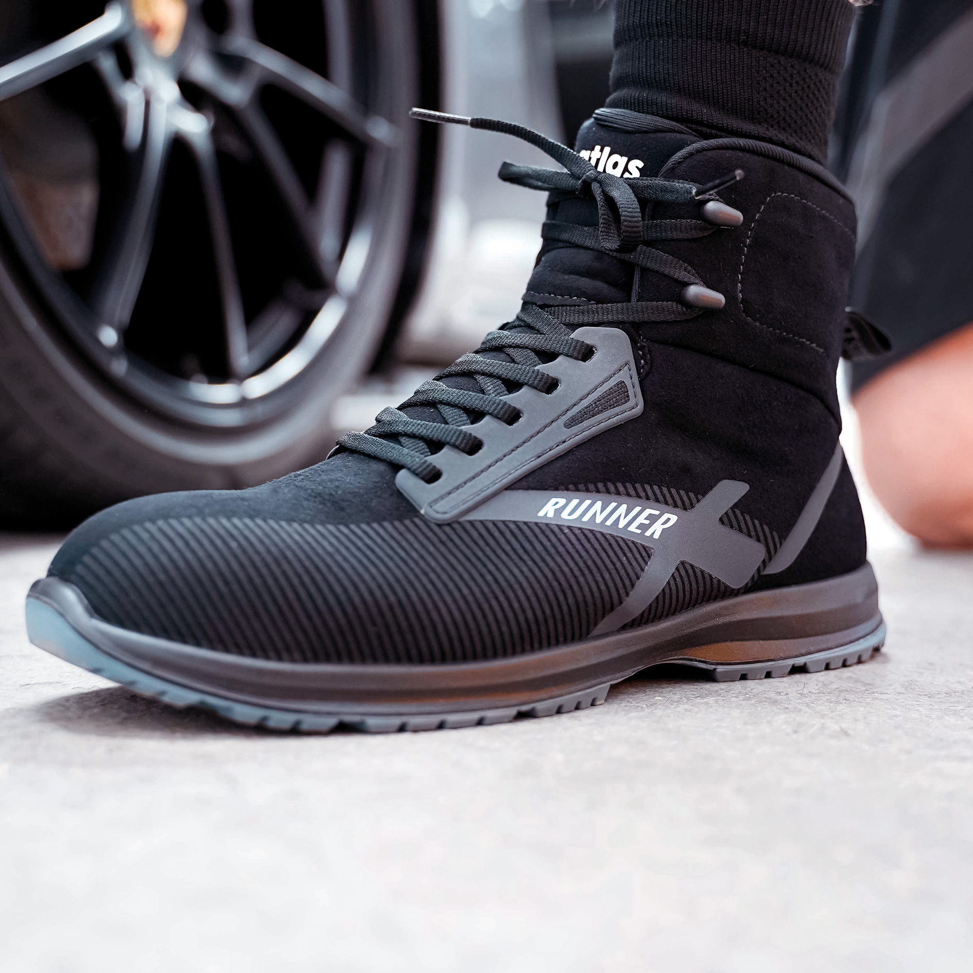 Atlas Runner 105 safety shoes S3, Black, large image number 1