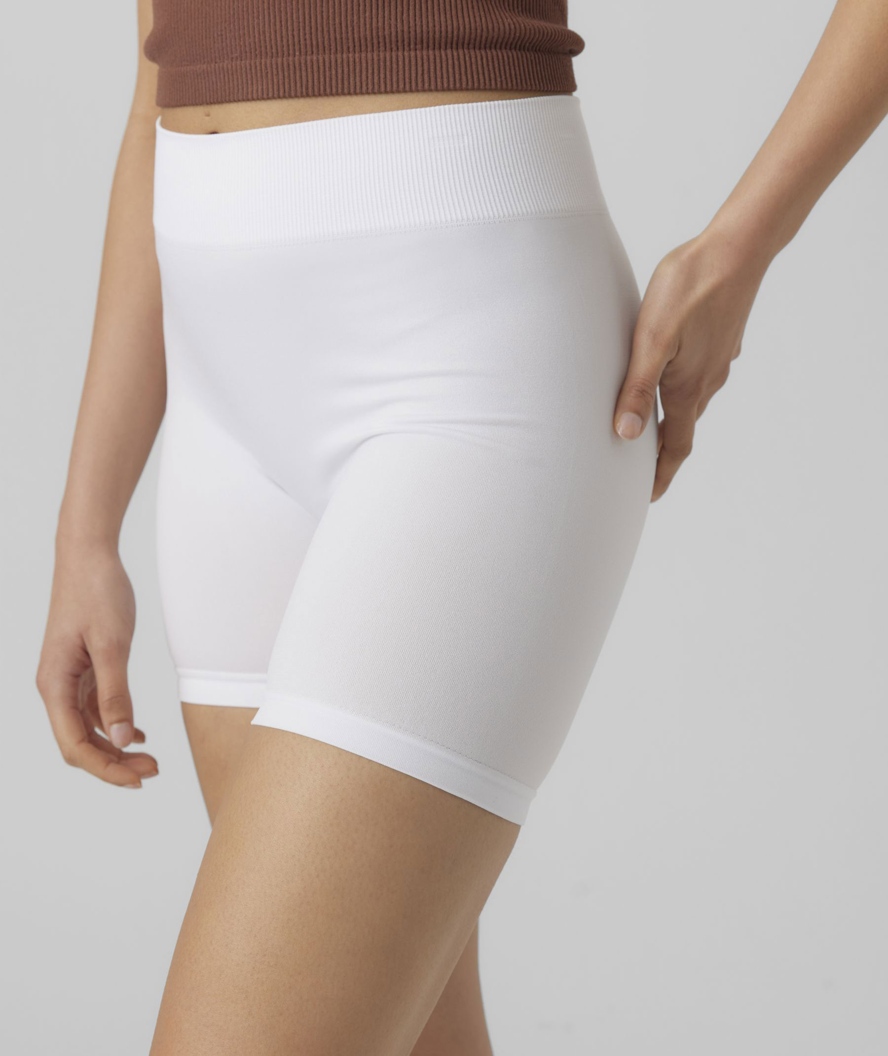 Vero Moda VMJACKIE women's short seamless inner shorts, Snow White, large image number 3