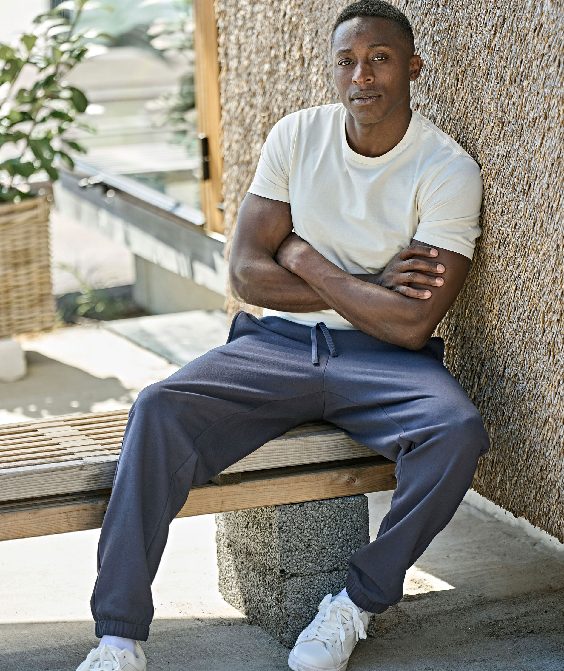 Tee Jays UNLABELED sweatpants, Ink, large image number 1