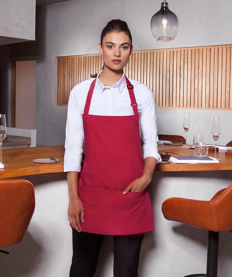 Karlowsky Basic smekkeforkle med lommer, Bringeb&aelig;rr&oslash;d, Bringeb&aelig;rr&oslash;d, large image number 1