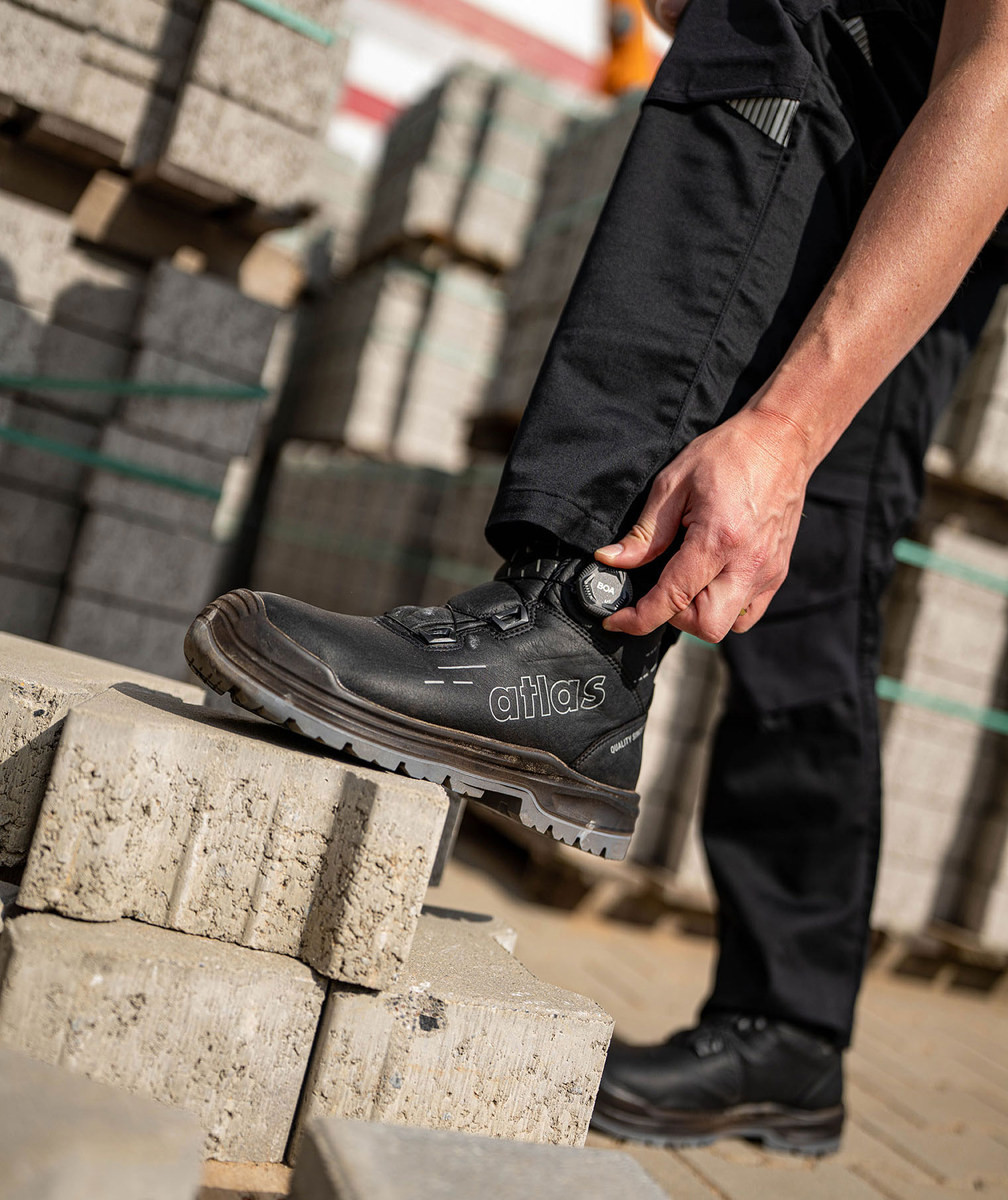 Atlas Max 550 Pro safety boots S3S, Black, large image number 3