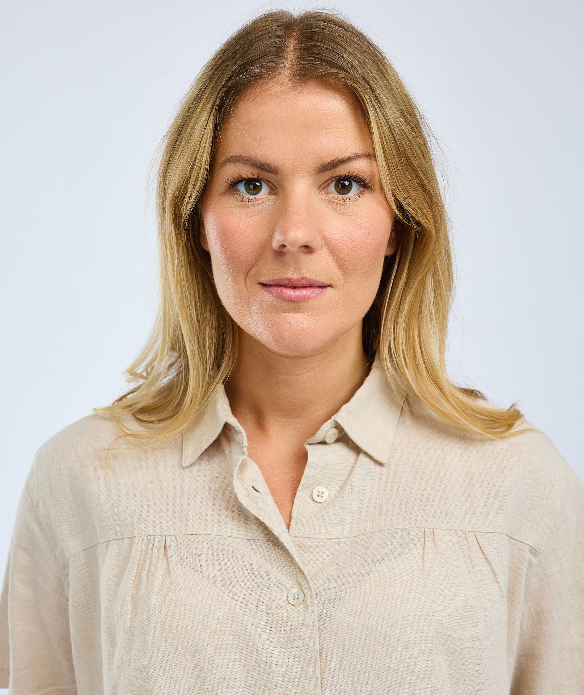 Pinewood V&auml;rnamo kort&aelig;rmet dameskjorte, Linen Beige, large image number 4