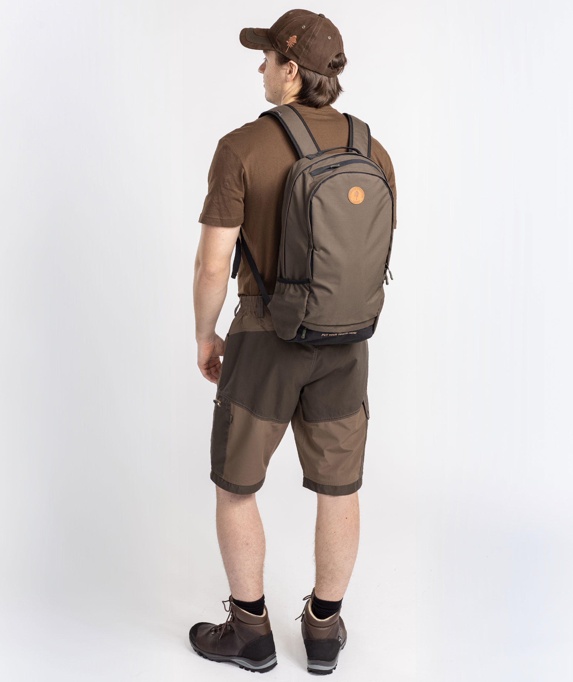 Pinewood Finnveden Trail Hybrid shorts, Dark Olive/Earth Brown, large image number 3