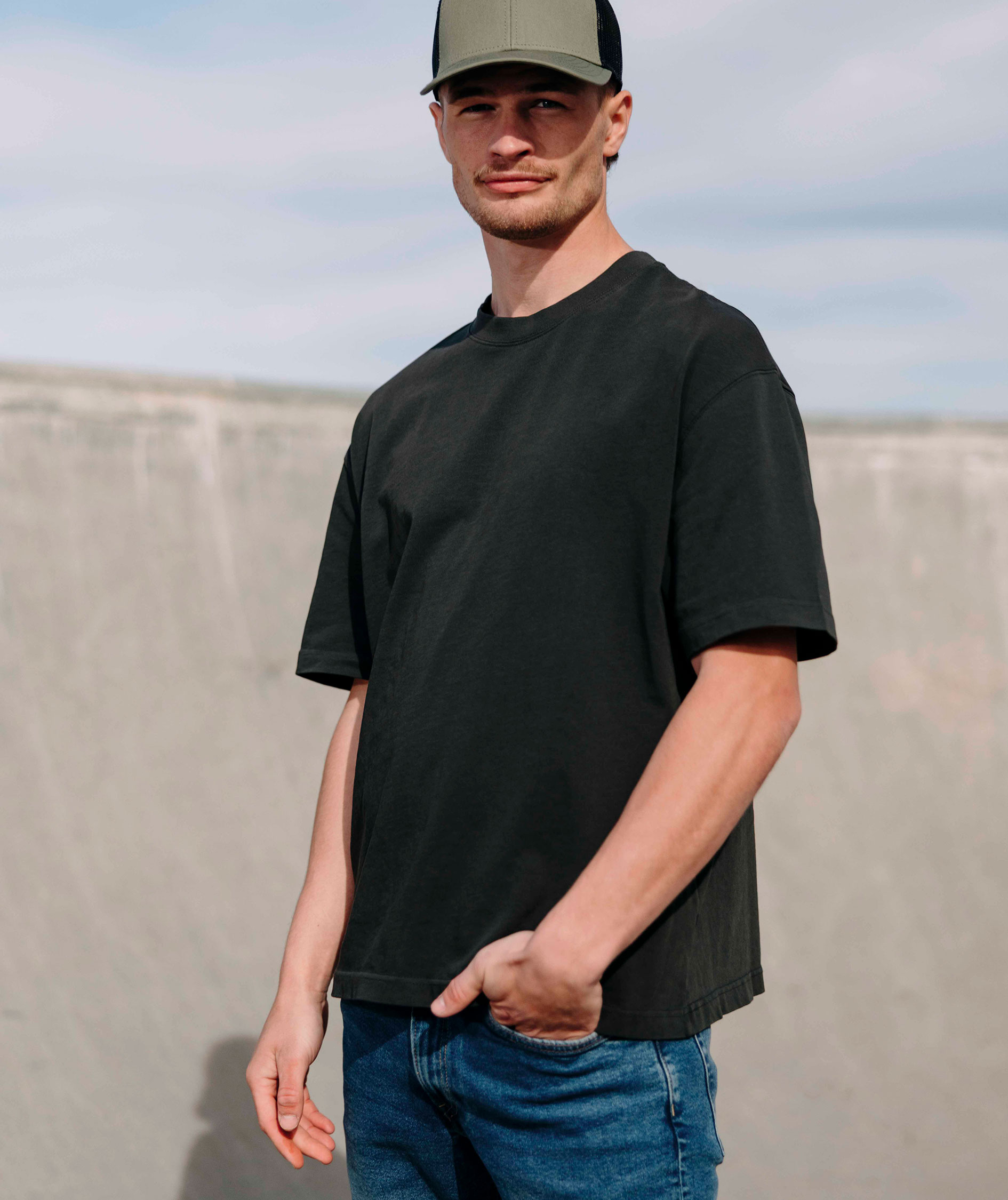 YOU Madeira oversized T-shirt, Sort