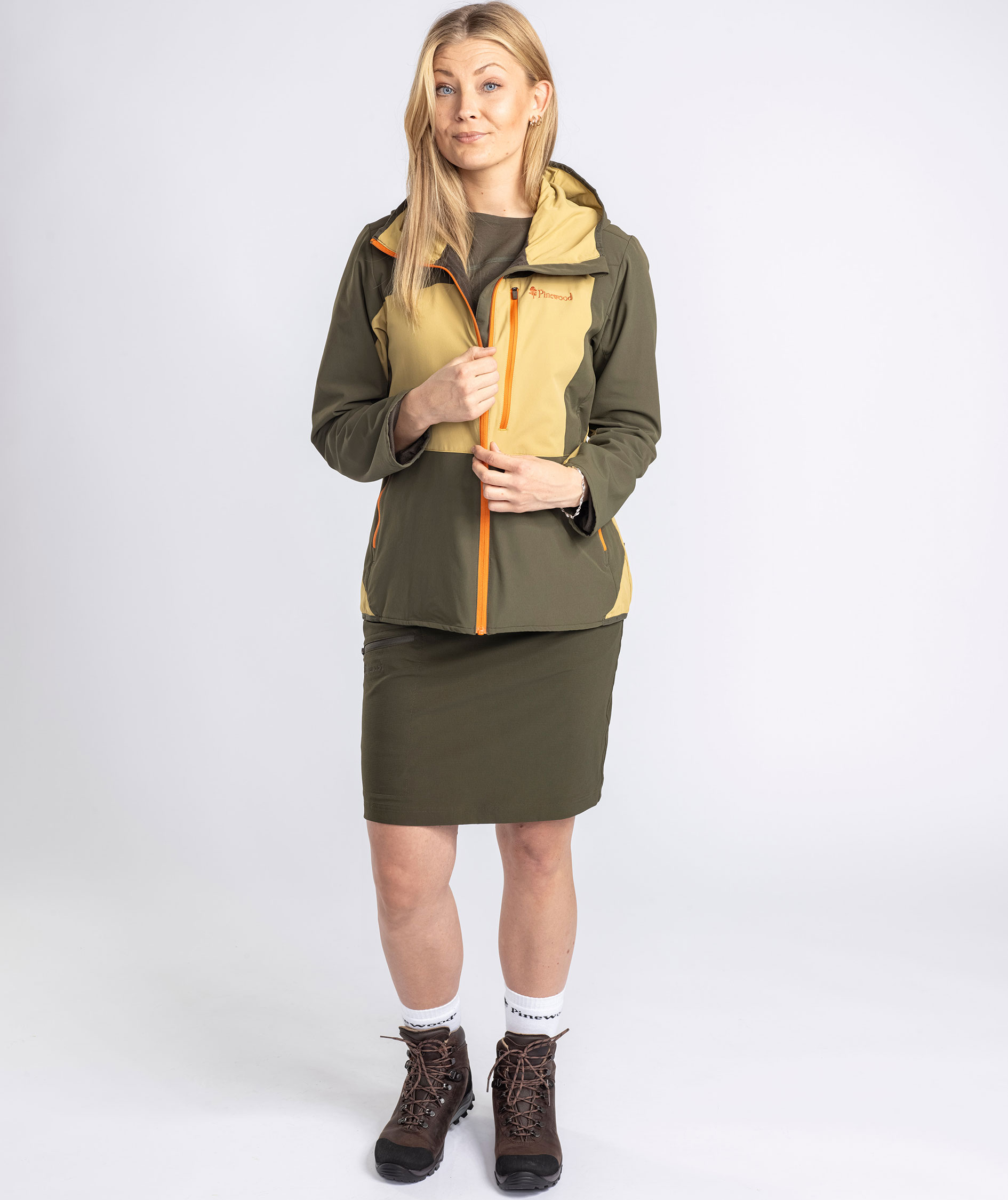 Pinewood Abisko Light damejakke, Golden Hay/Moss Green, large image number 5