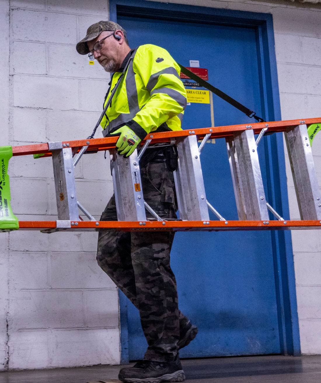 Ergodyne Arsenal 5300 l&oslash;ftestrop og b&aelig;reh&aring;ndtag til stige