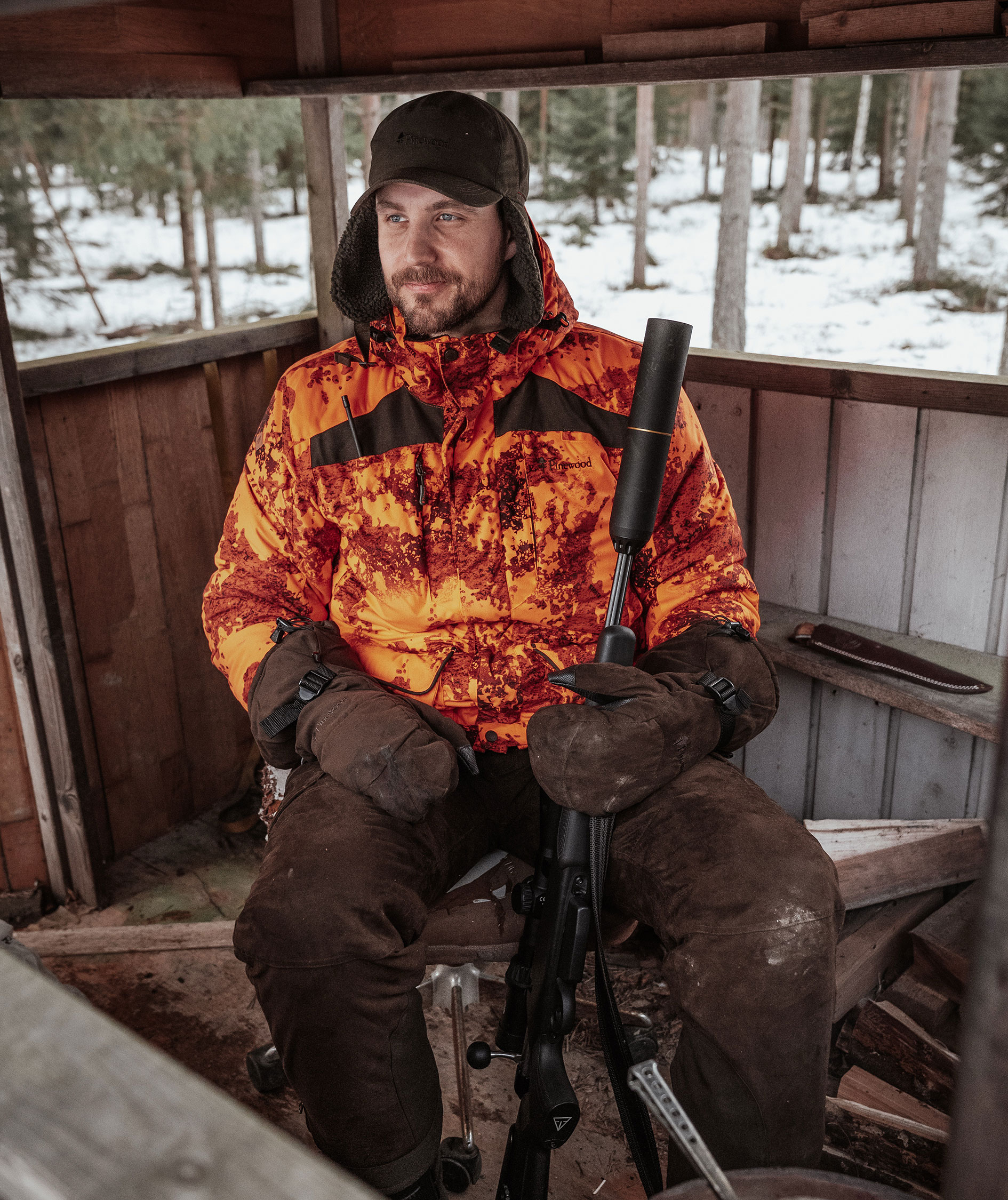 Pinewood Sm&aring;land Teddy kasket, Mossgreen/Orange