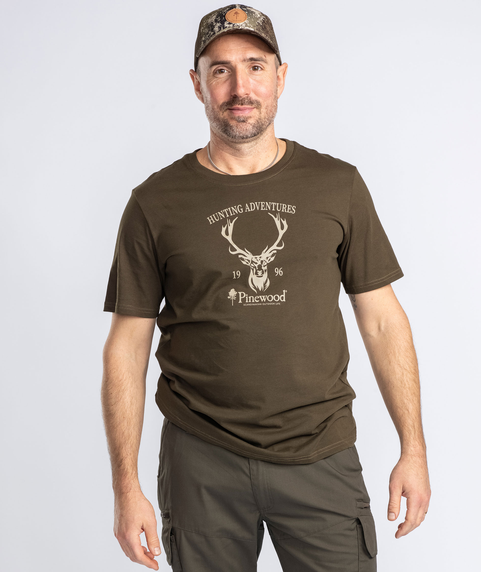 Pinewood Red Deer T-shirt, Green, large image number 1