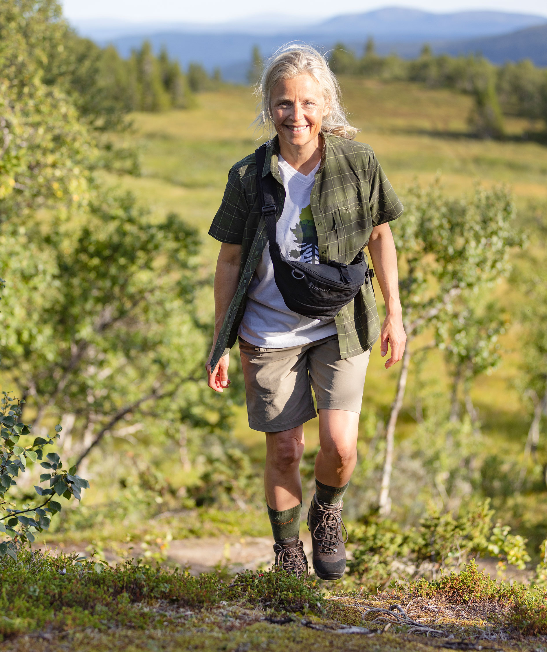 Pinewood&nbsp;Abisko Light dameshorts, Mole Brown, large image number 6