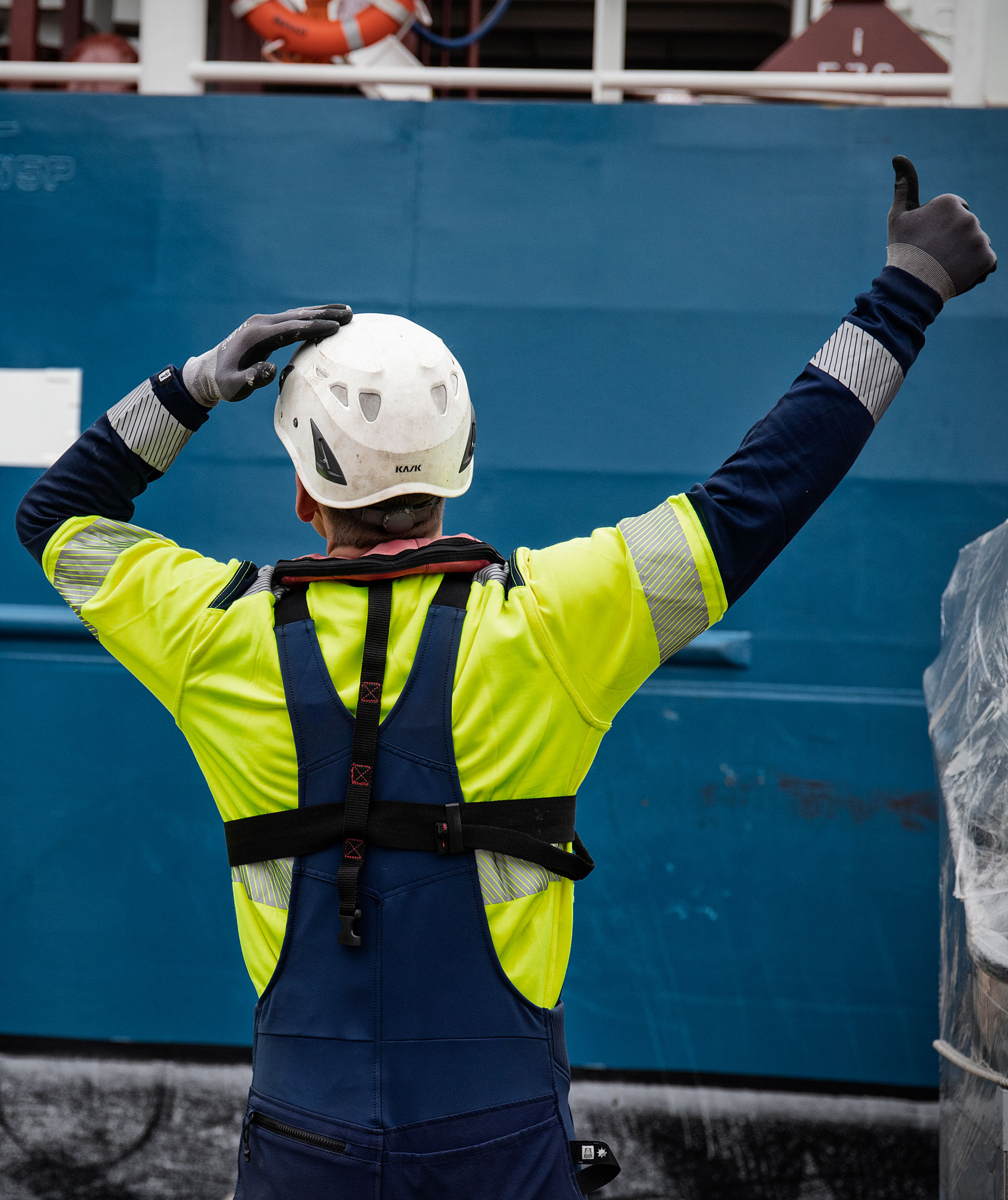 Fristads Green bib and brace 1032 GSTP full stretch, Hi-Vis yellow/marine, large image number 5