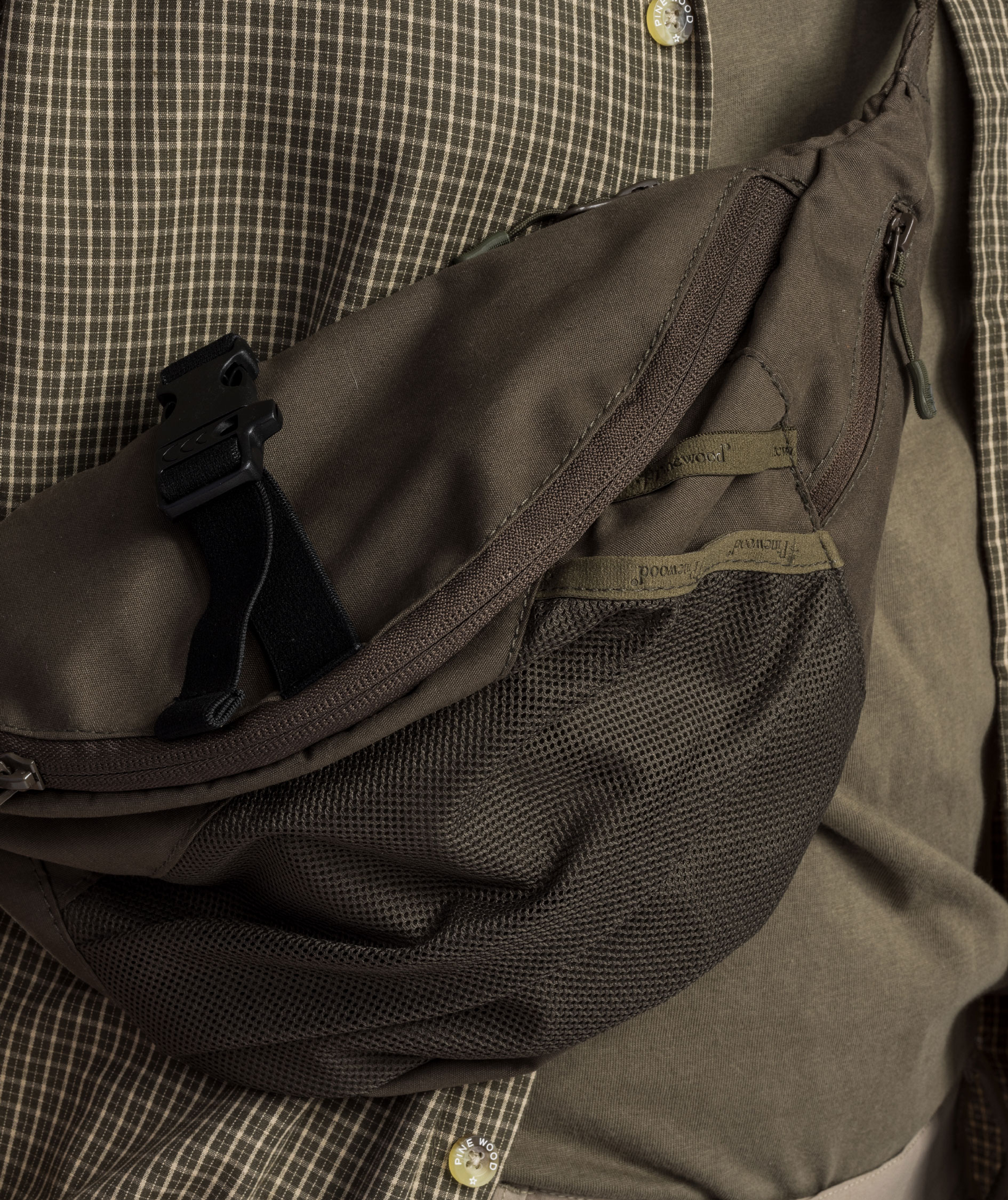 Pinewood b&aelig;ltetaske 4L, Dark Olive, Dark Olive, large image number 5