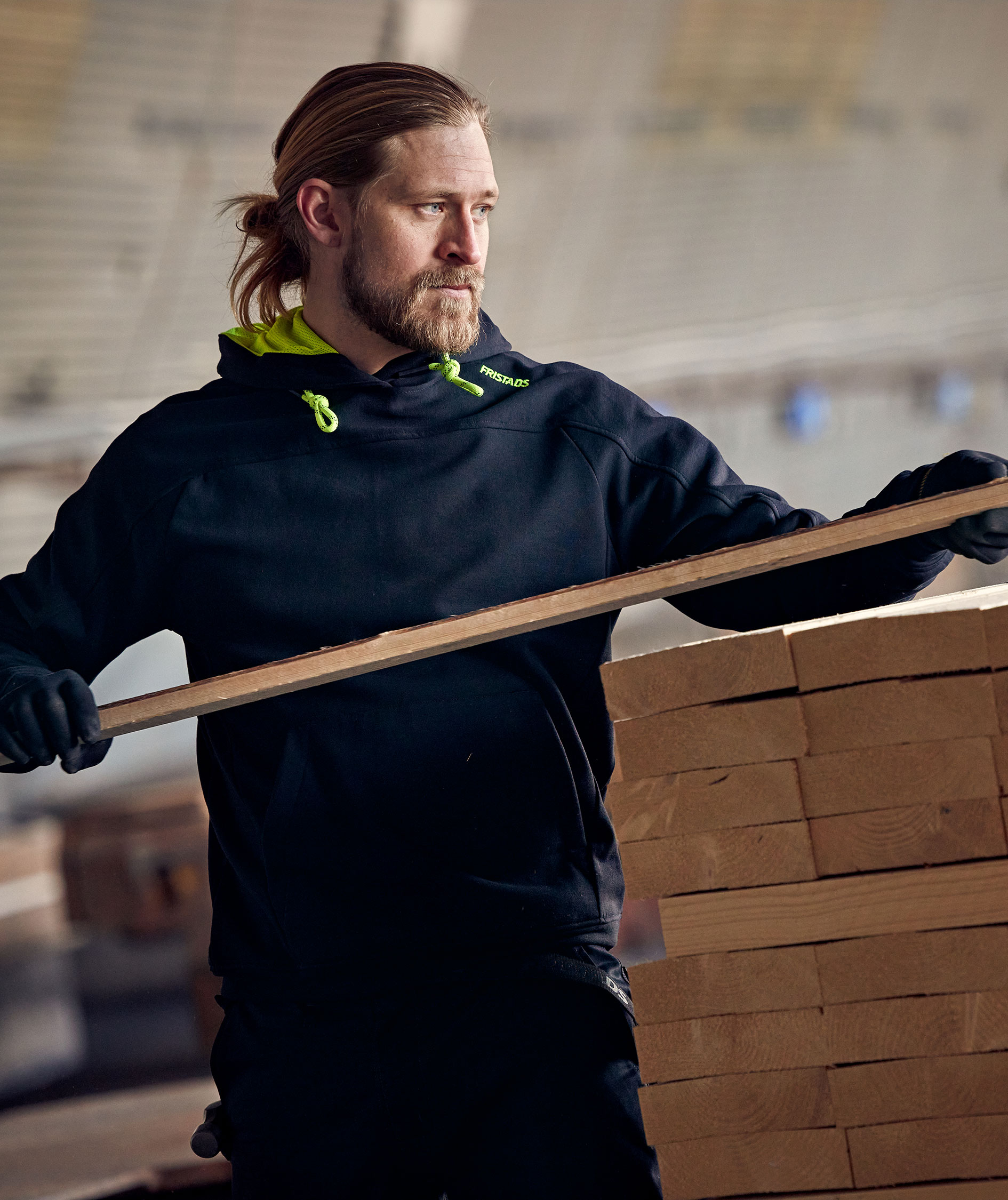 Fristads hettegenser 7551 GSM, Svart/Hi-Vis Gul