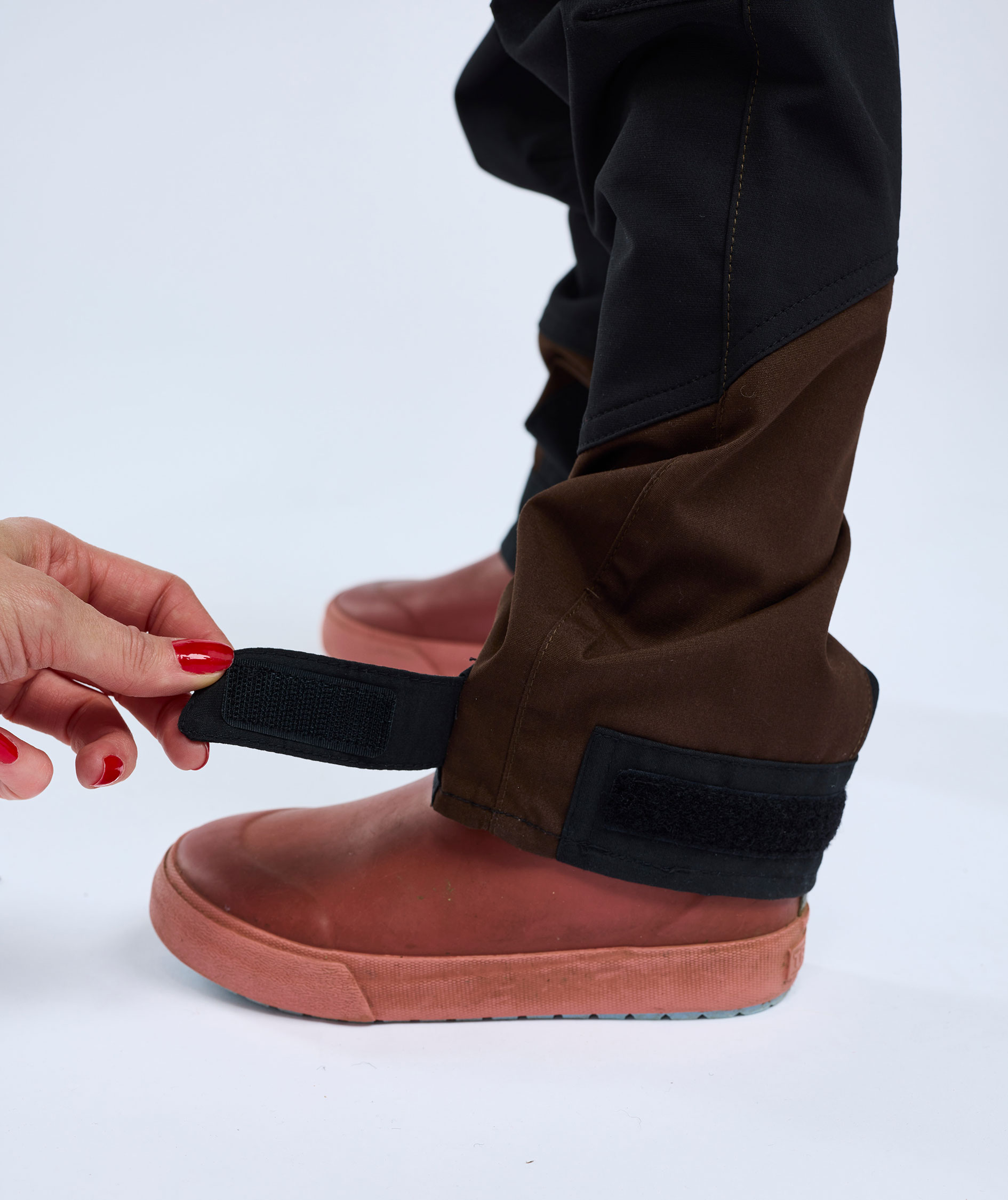 Pinewood Caribou outdoorbukser til b&oslash;rn, Dark Brown/Black, large image number 6