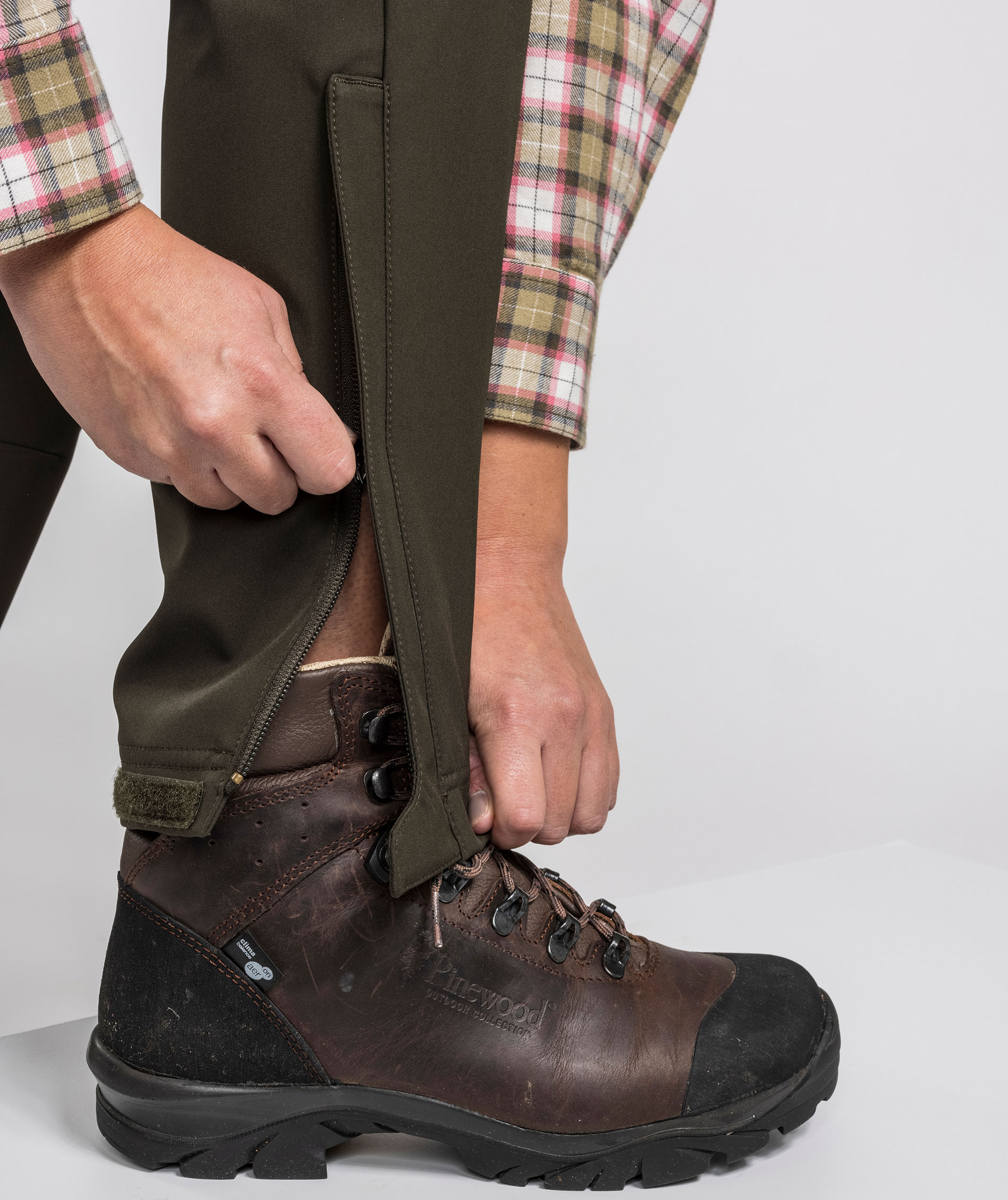 Pinewood Wilda Stretch dame skalbukser, Mosgr&oslash;n, large image number 6