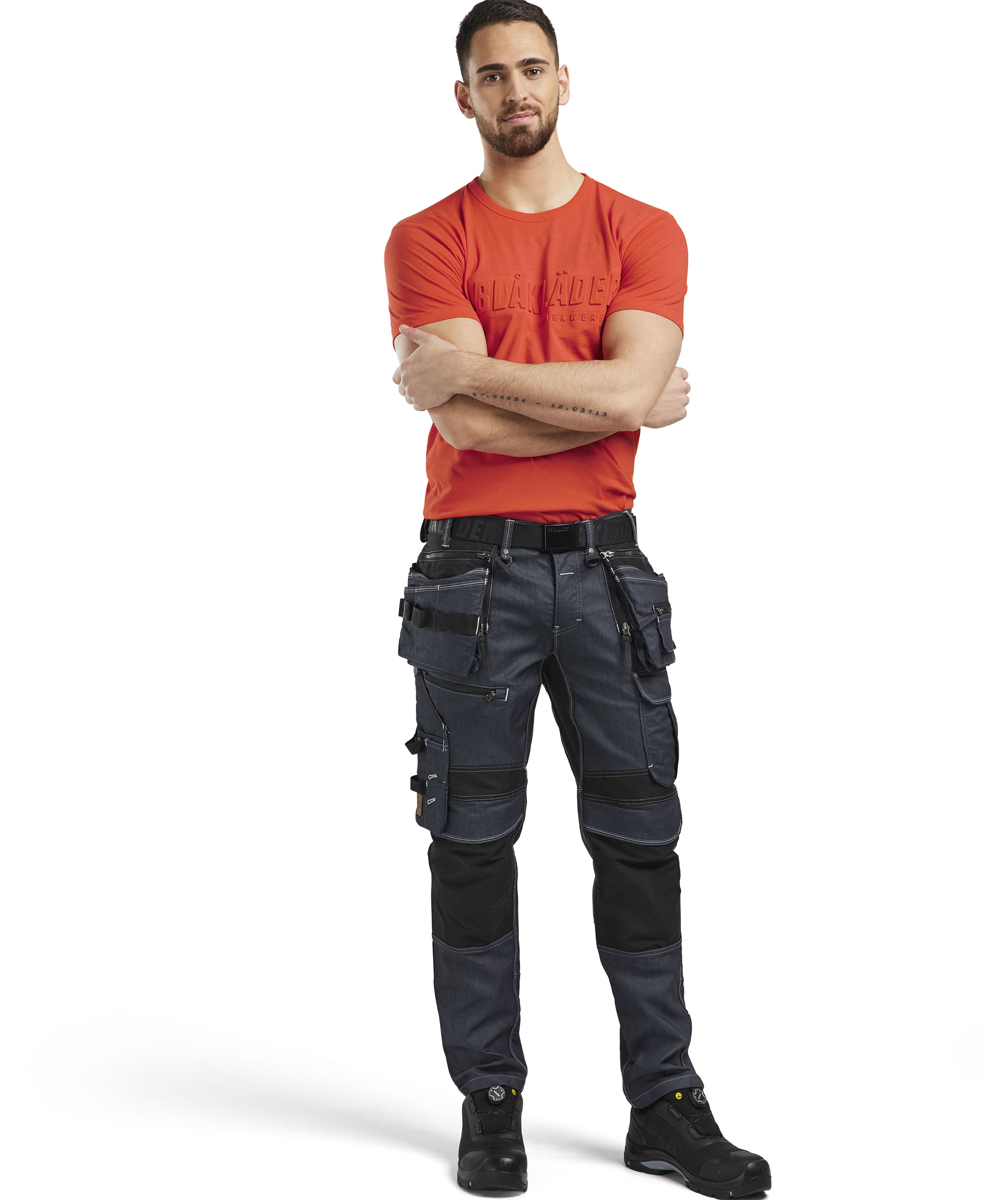 Bl&aring;kl&auml;der T-skjorte, Oransjer&oslash;d