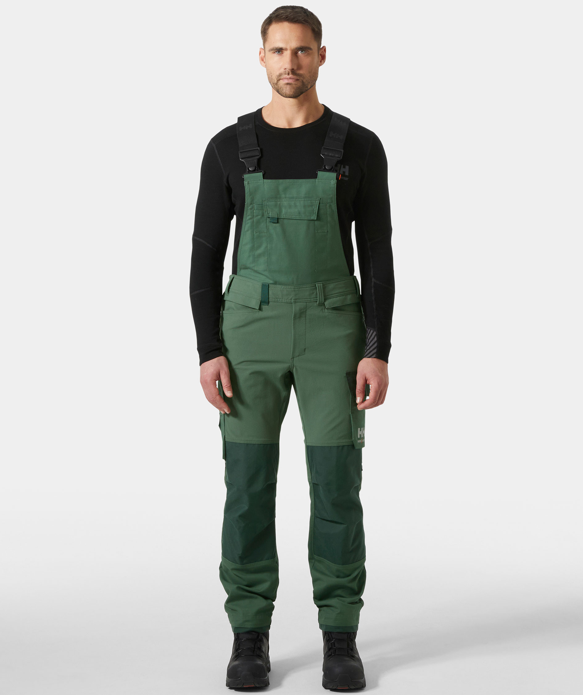 Helly Hansen Oxford 4X Connect&trade; bib and brace full stretch