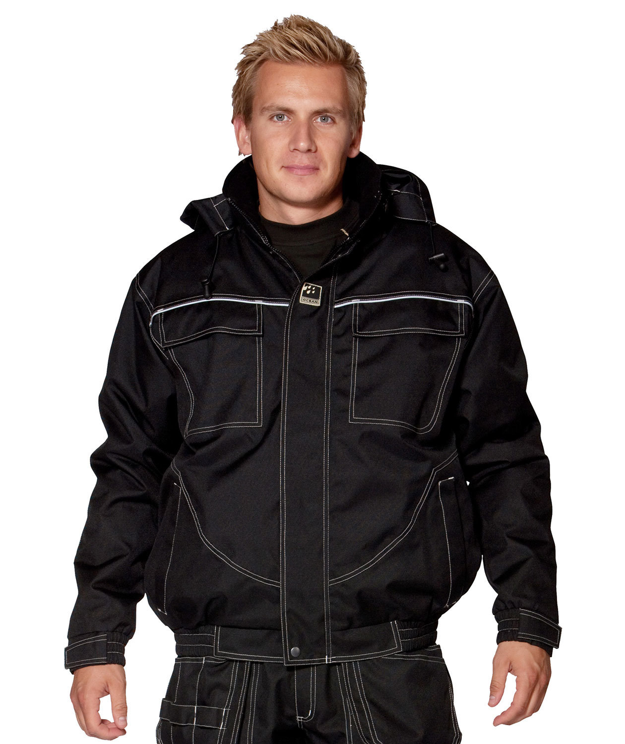 Ocean Medusa skaljacka, Svart