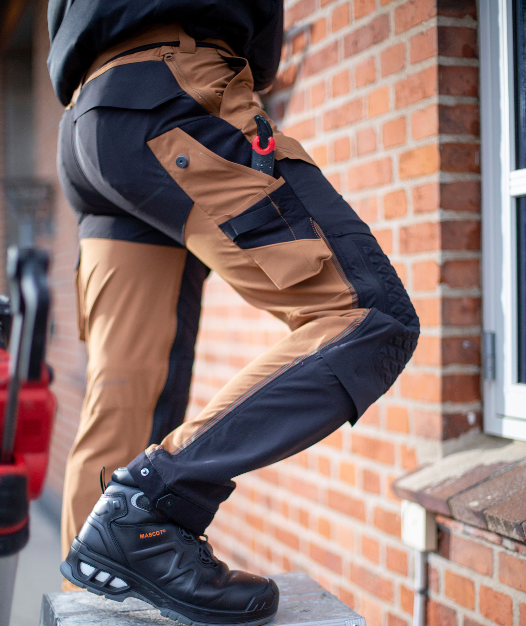 Mascot Customized diamond fit dame arbejdsbukser full stretch, N&oslash;ddebrun/Sort, large image number 4