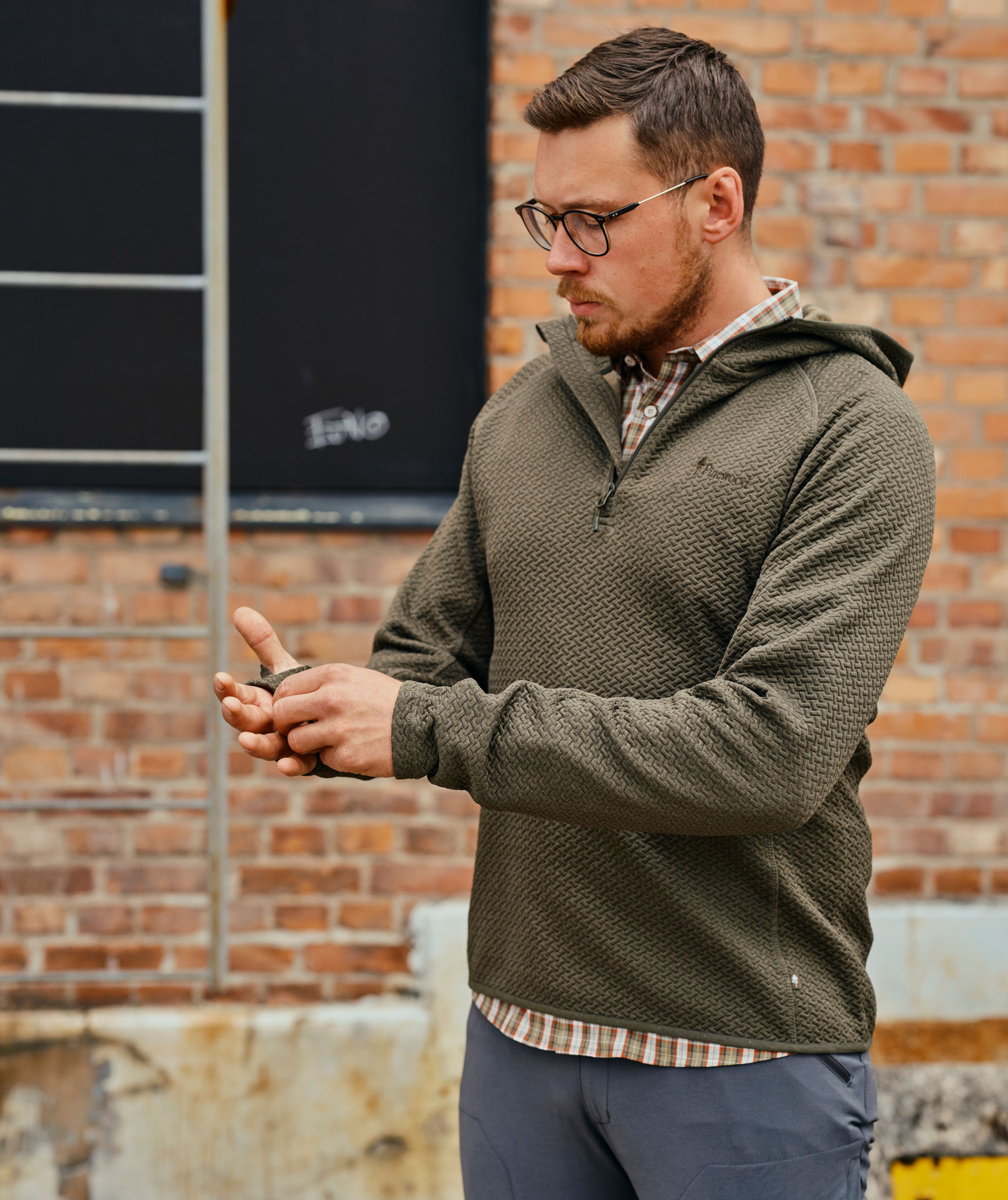 Pinewood Finnveden half-zip h&aelig;ttetr&oslash;je, Dark Green Melange, large image number 4