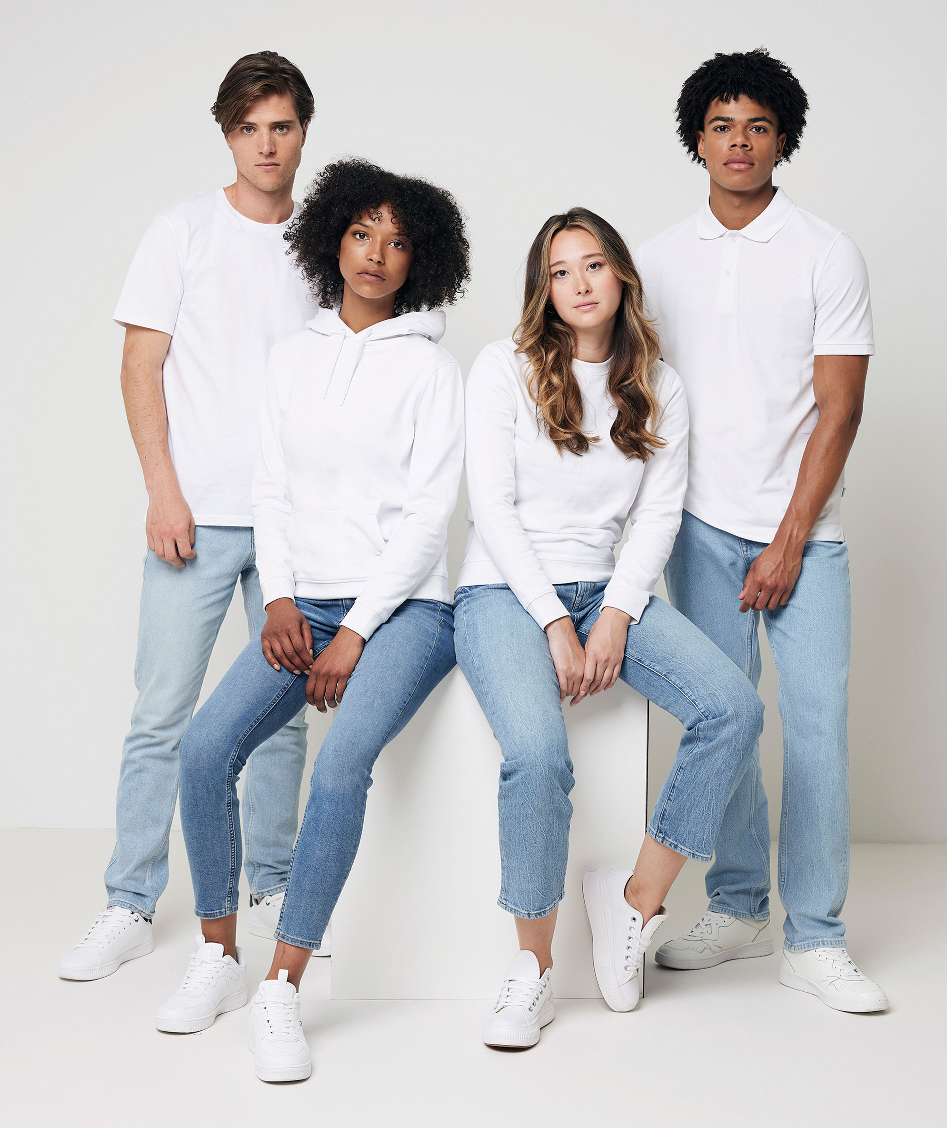 Iqoniq Jasper h&aelig;ttetr&oslash;je, Hvid