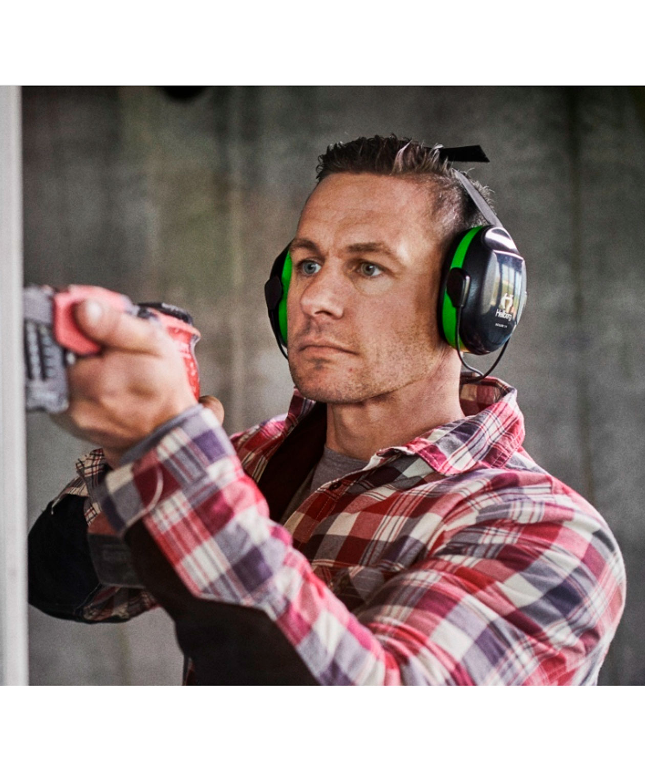 Hellberg Secure 1 h&ouml;rselk&aring;por med nackbygel, Svart/Gr&ouml;n