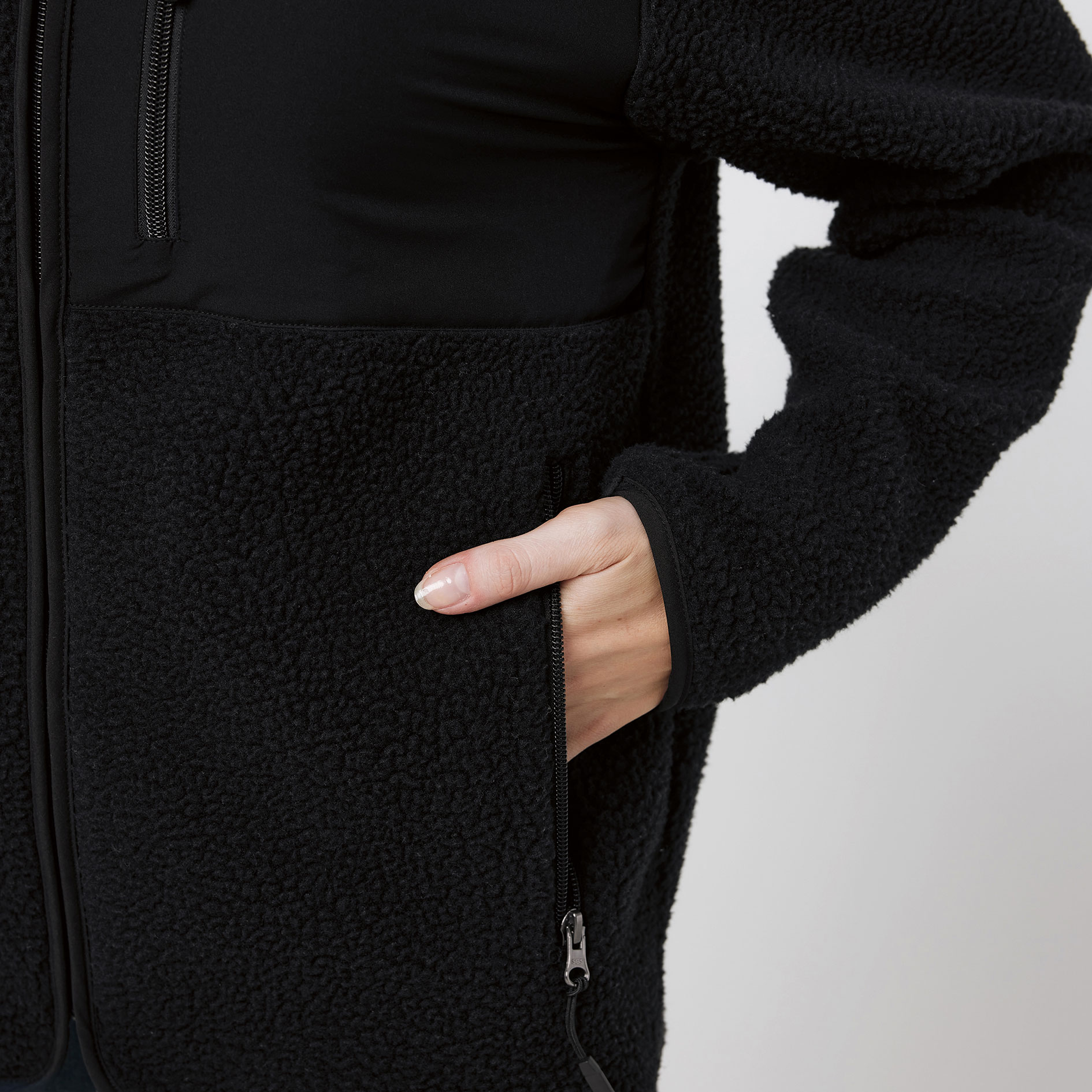 Iqoniq Diran Faserpelzjacke, Schwarz, large image number 8