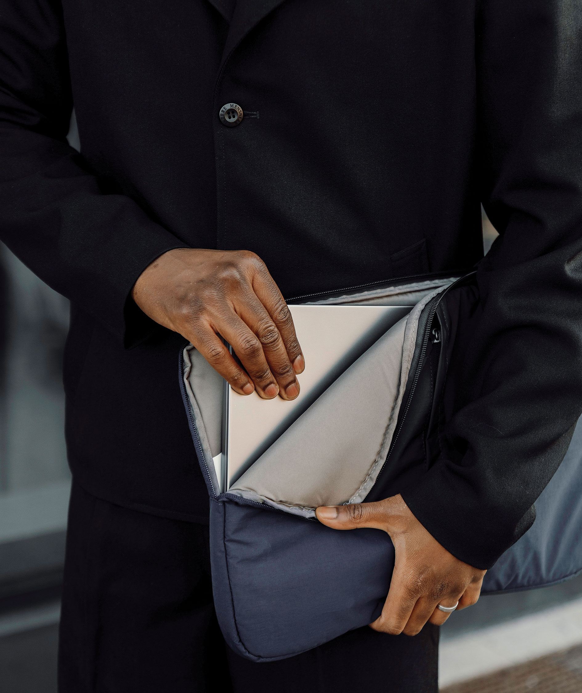 XD Exclusive Kento Urban 15,6" laptop sleeve, Marinebl&aring;