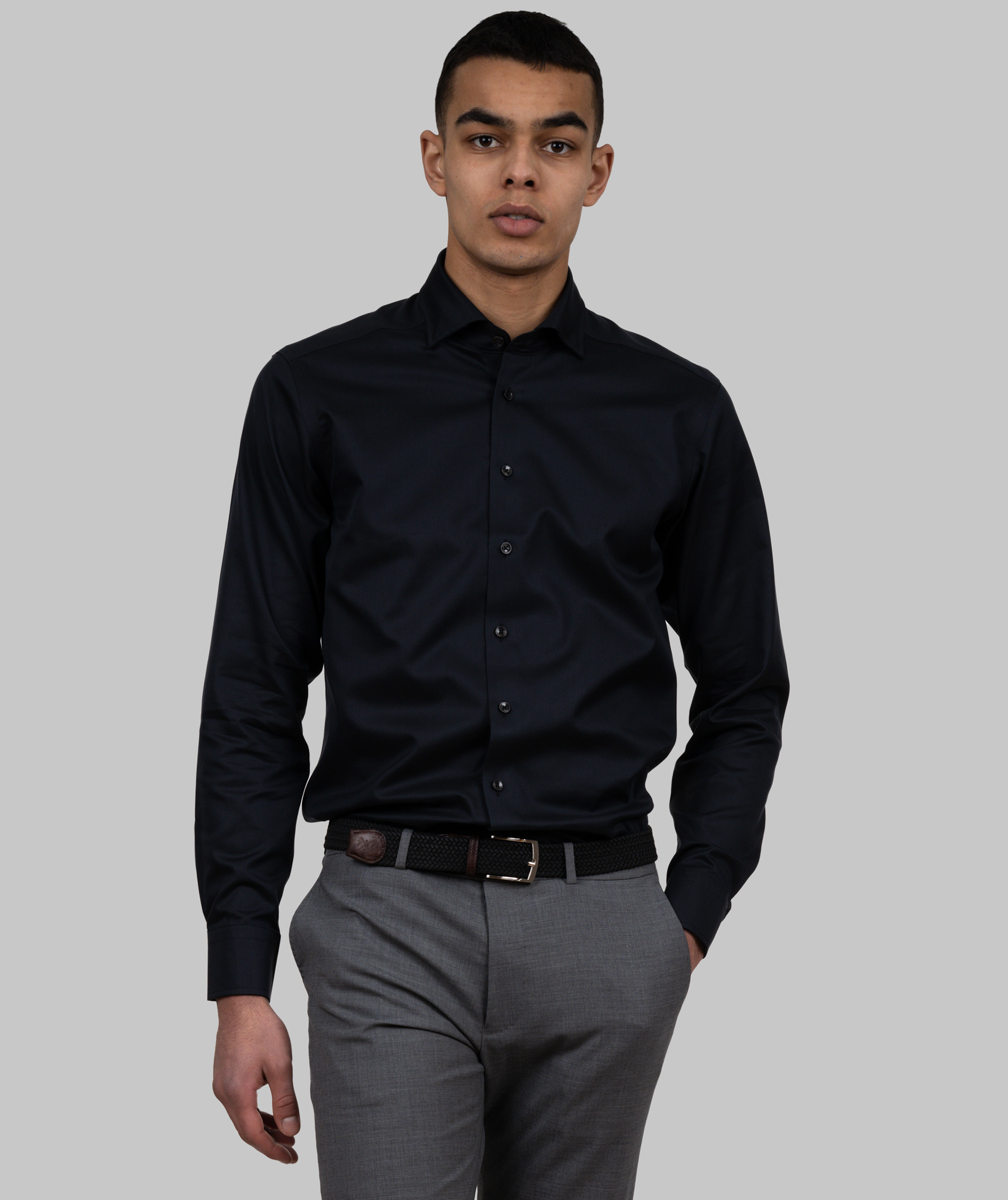 J. Harvest & Frost Black Bow 60 slim fit shirt
