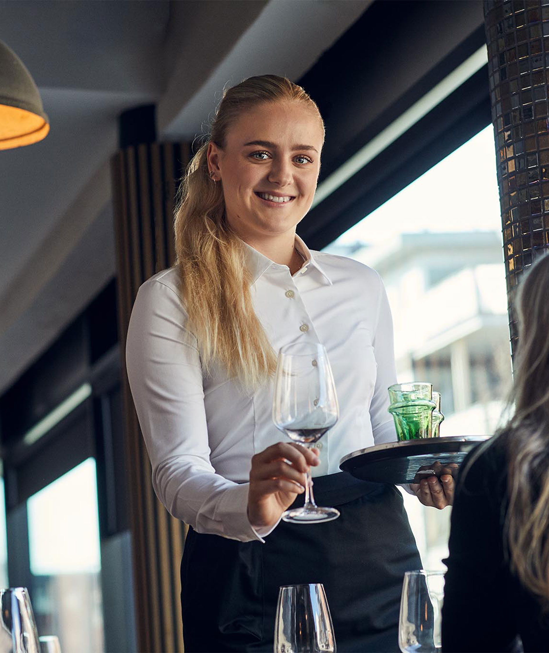 ID f&ouml;rkl&auml;de med ficka, Svart