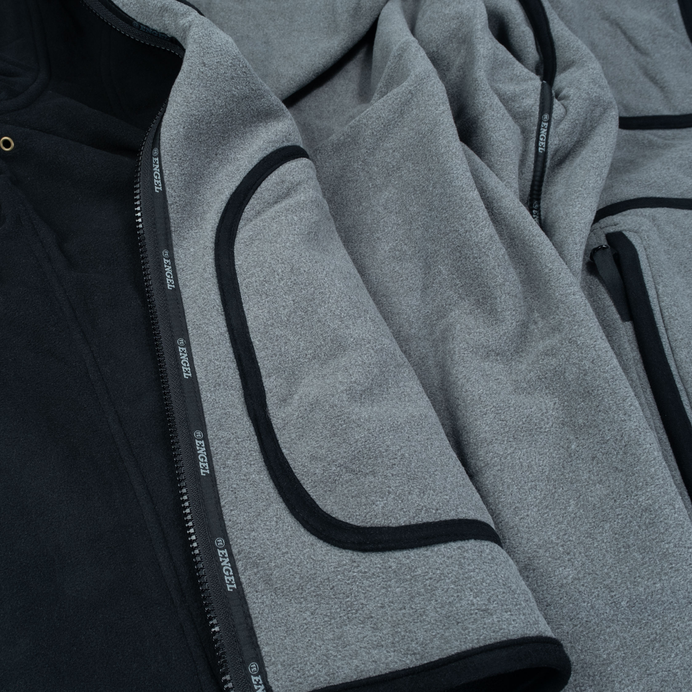 Engel Extend  v&auml;ndbar fleecejacka, Svart/Antracitgr&aring;