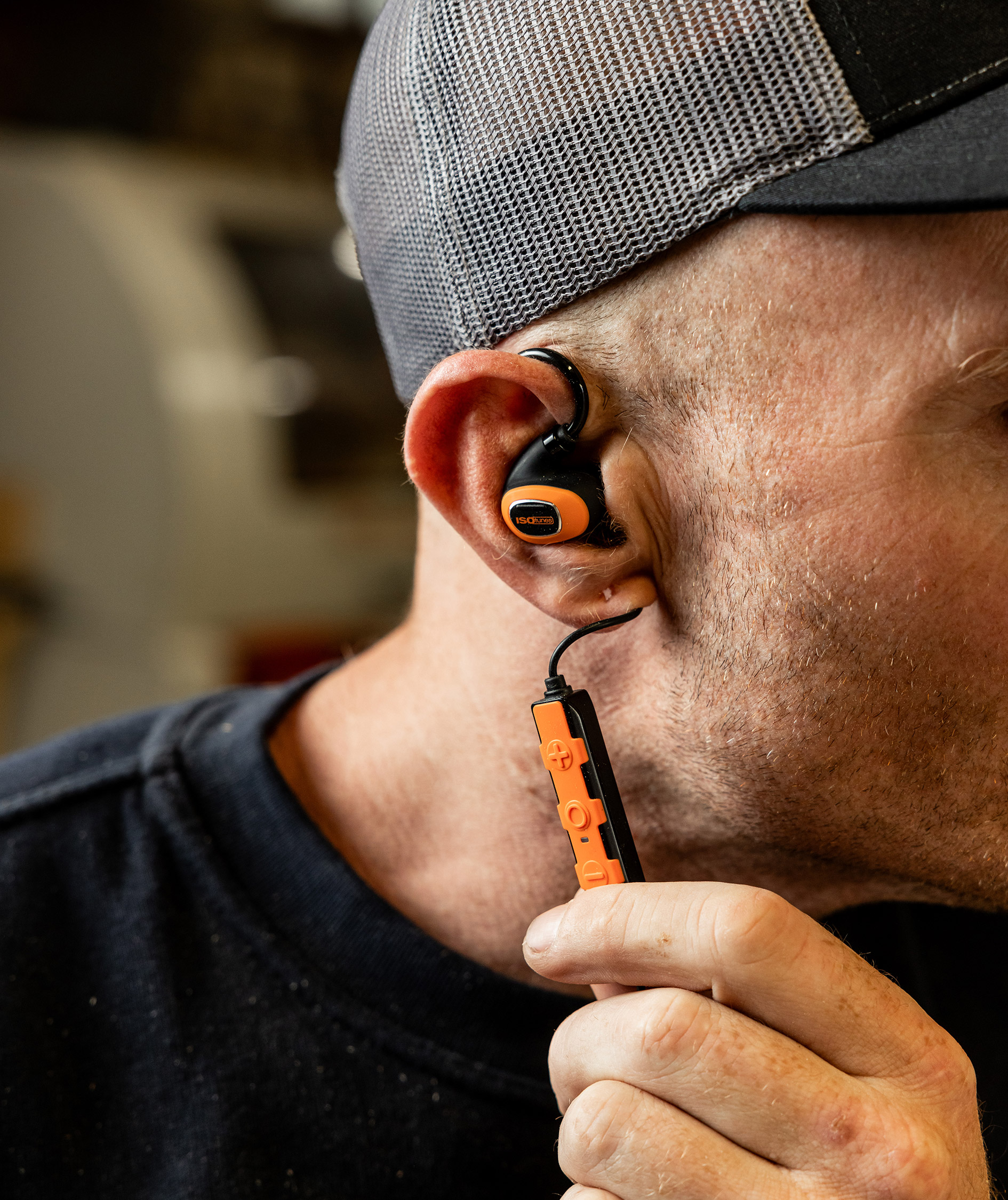 ISOtunes Pro 3.0 h&oslash;rev&aelig;rn med Bluetooth, Sort/Orange