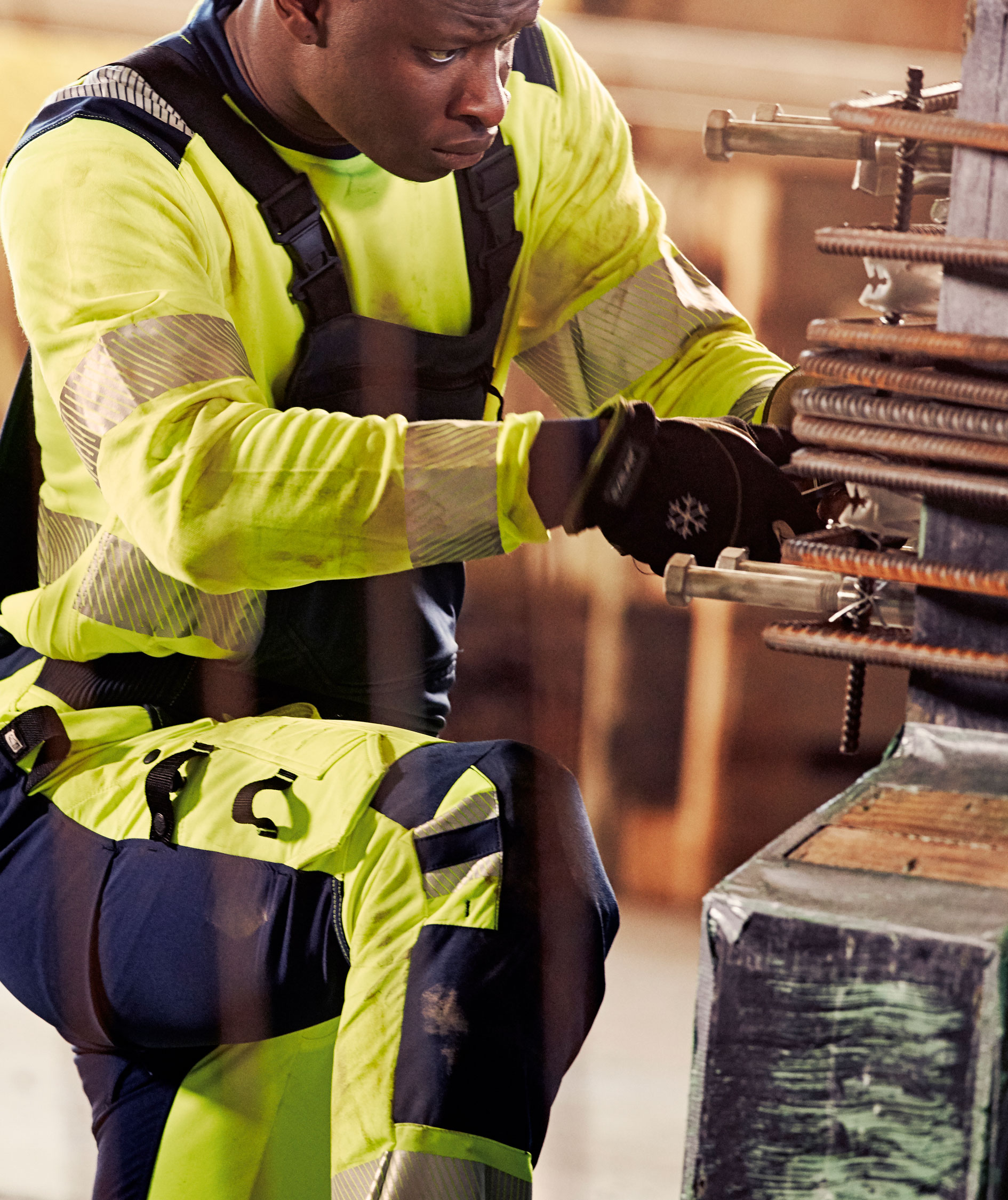 Fristads Green h&auml;ngselbyxa 1031 GSTP full stretch, Varsel yellow/marinbl&aring;, large image number 6