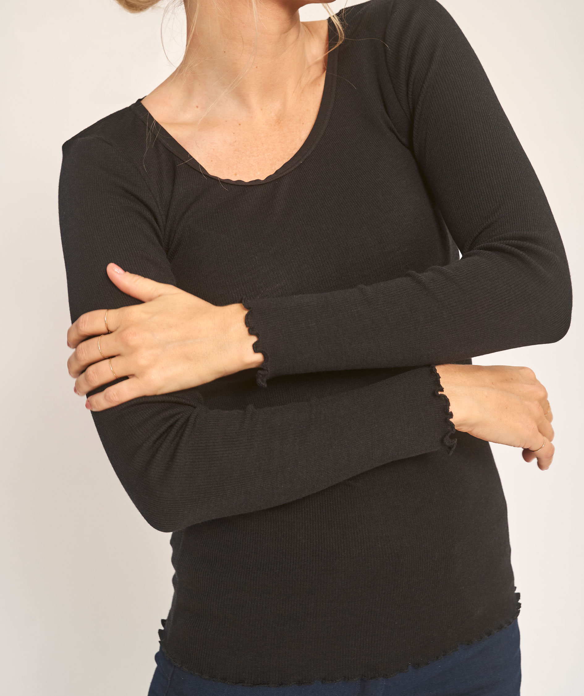Claire Woman l&aring;ng&auml;rmad T-shirt med merinoull dam, Svart, large image number 4