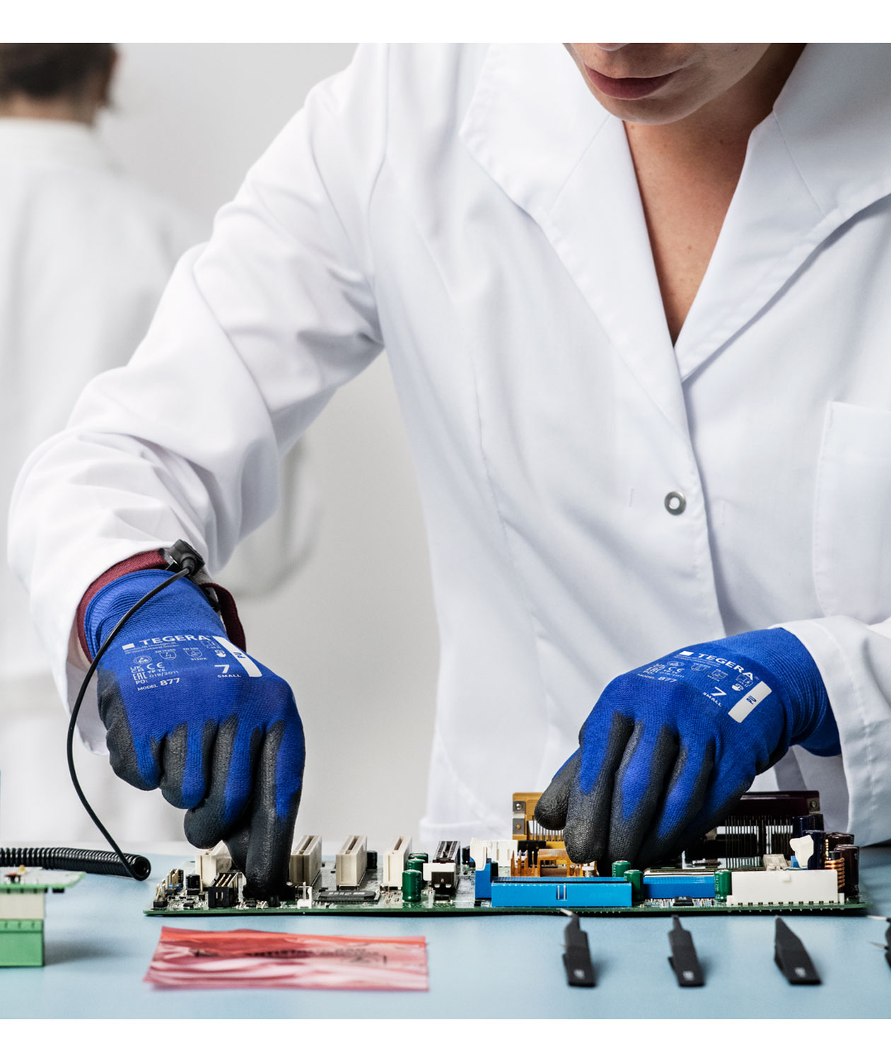 Tegera 877 ESD arbetshandskar, Svart/Bl&aring;