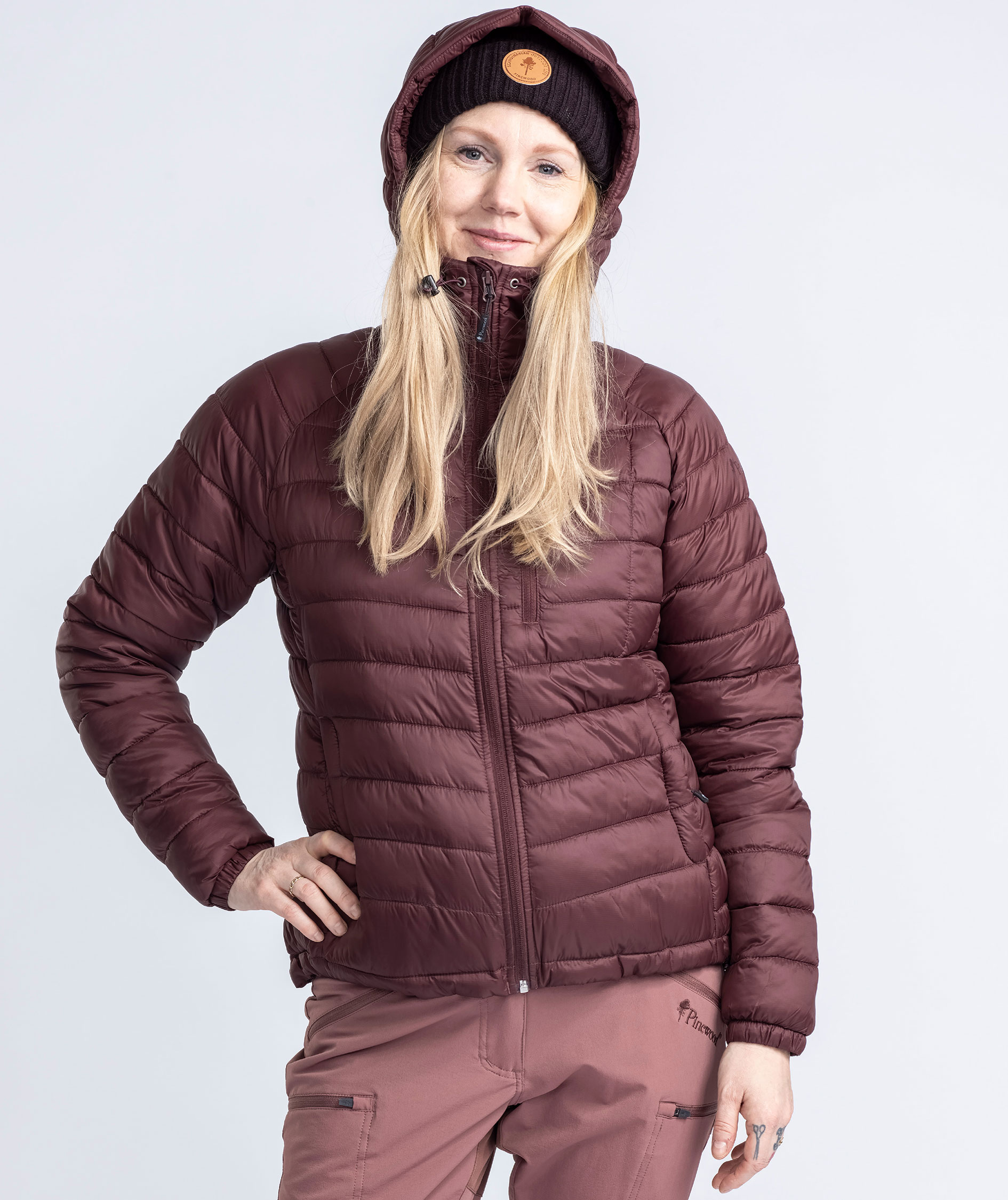 Pinewood&nbsp;Abisko Insulation vatteret damejakke, Earth Plum