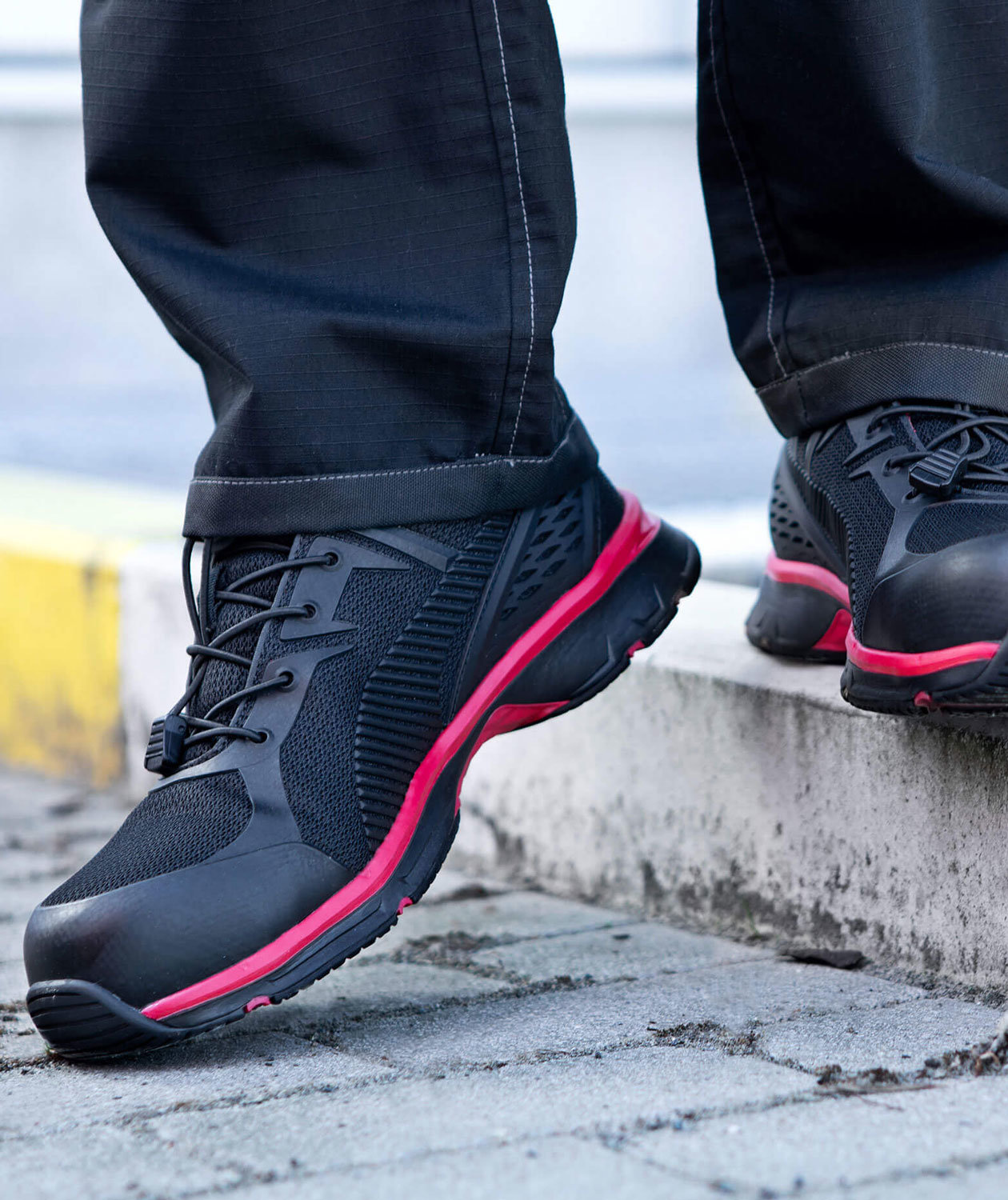 Puma Fuse Motion Red Low 2.0 safety shoes S1P