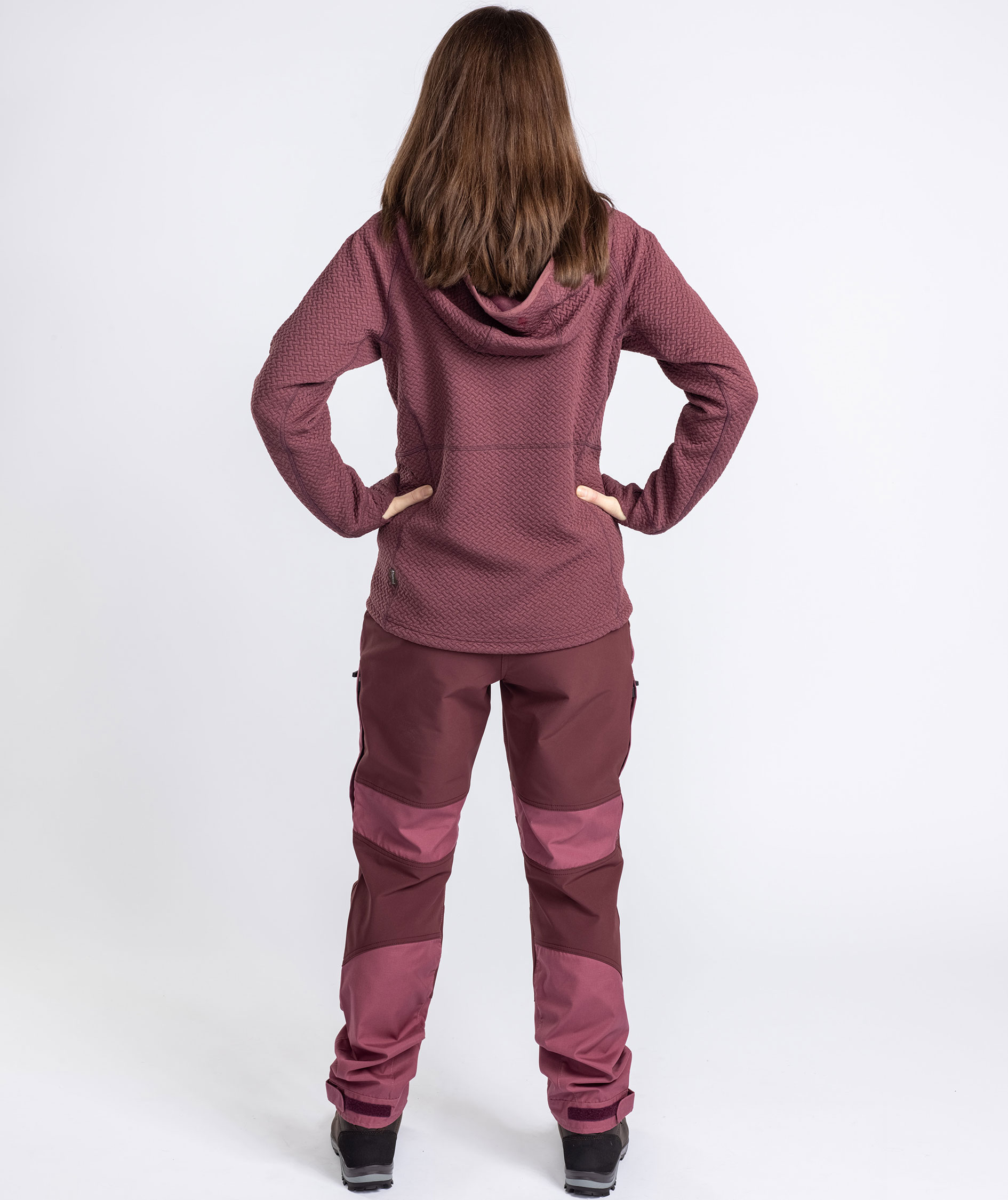 Pinewood Everyday Travel dame h&aelig;ttetr&oslash;je med lynl&aring;s, Earth Plum, large image number 5