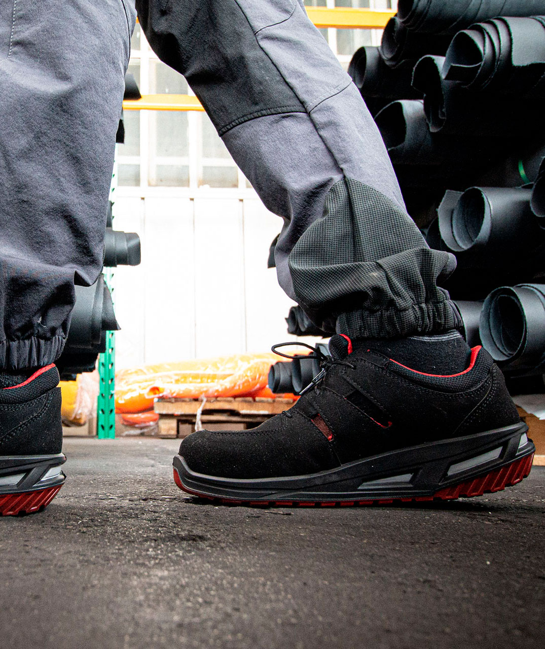 Giasco Shark skyddssandaler S1P, Svart/R&ouml;d