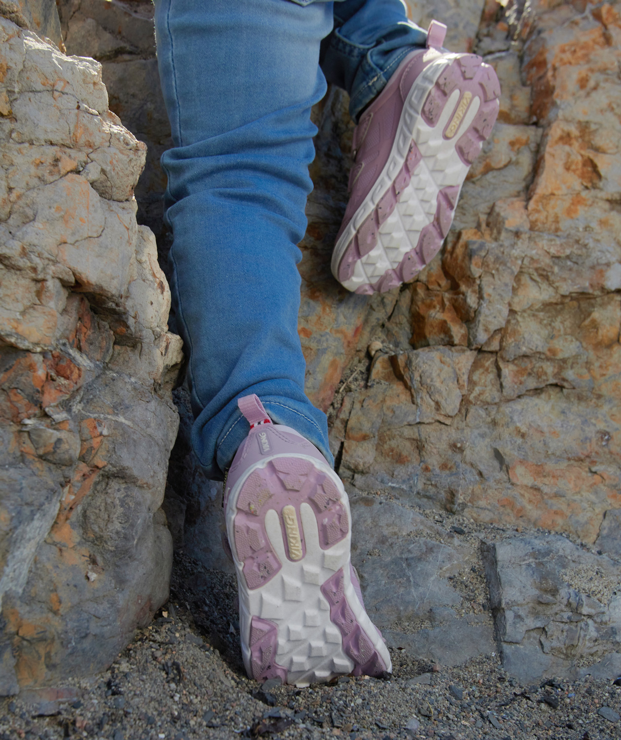 Viking Veme Low GTX R sneakers for kids, Light Pink, large image number 2