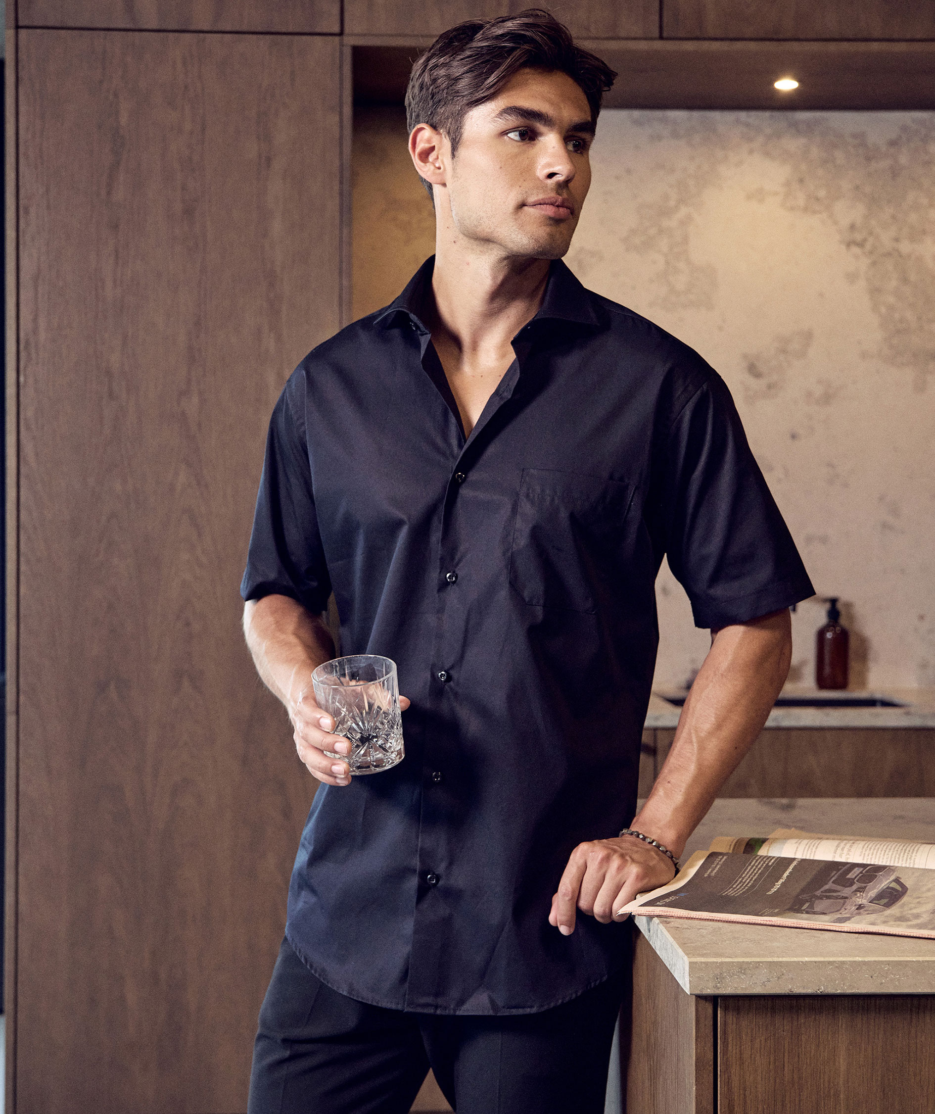 Seven Seas modern fit Poplin kortermet skjorte, Svart