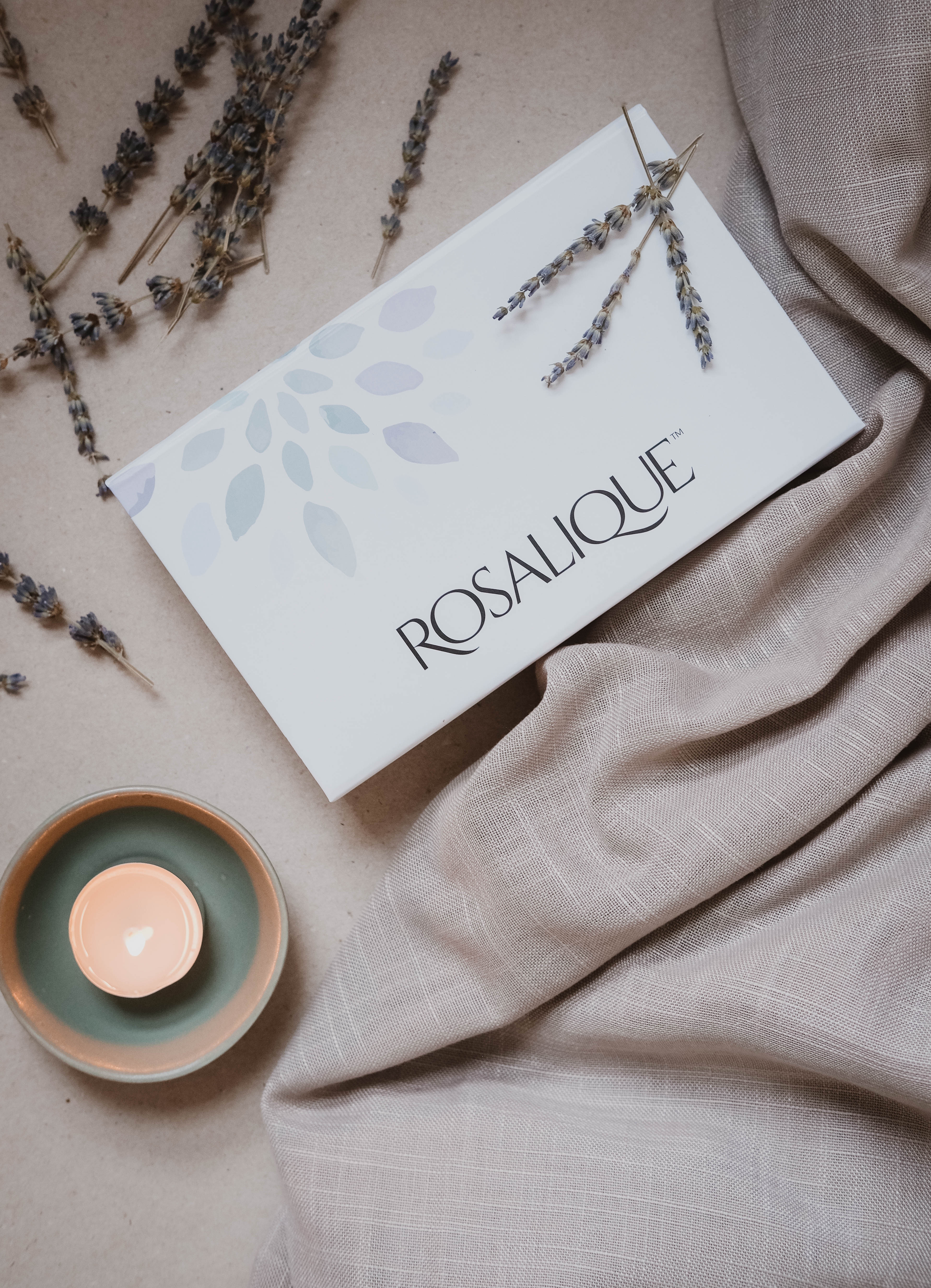 Rosalique 3-i-1 Anti-Redness Miracle Formula i æske