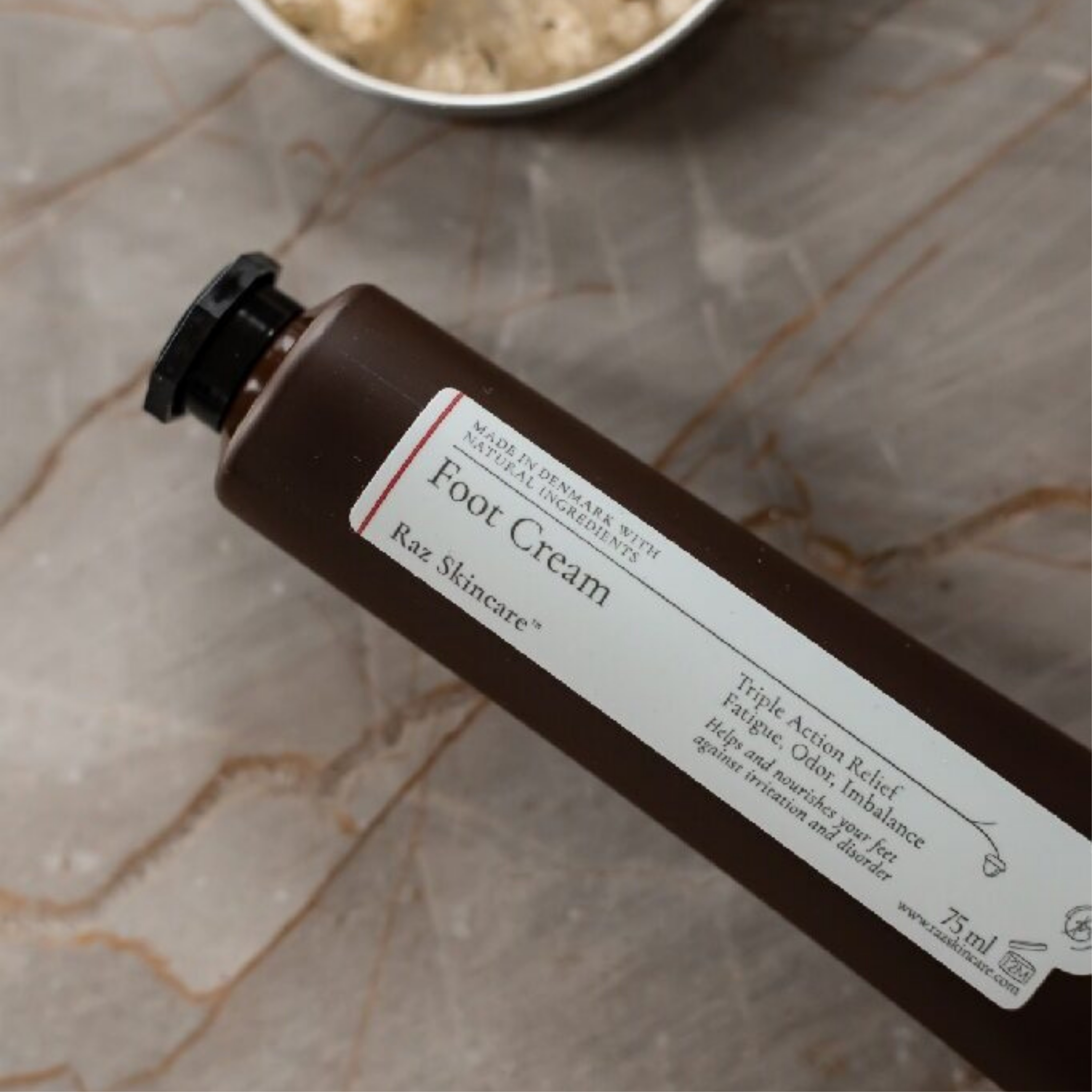 Raz Skincare Fodcreme