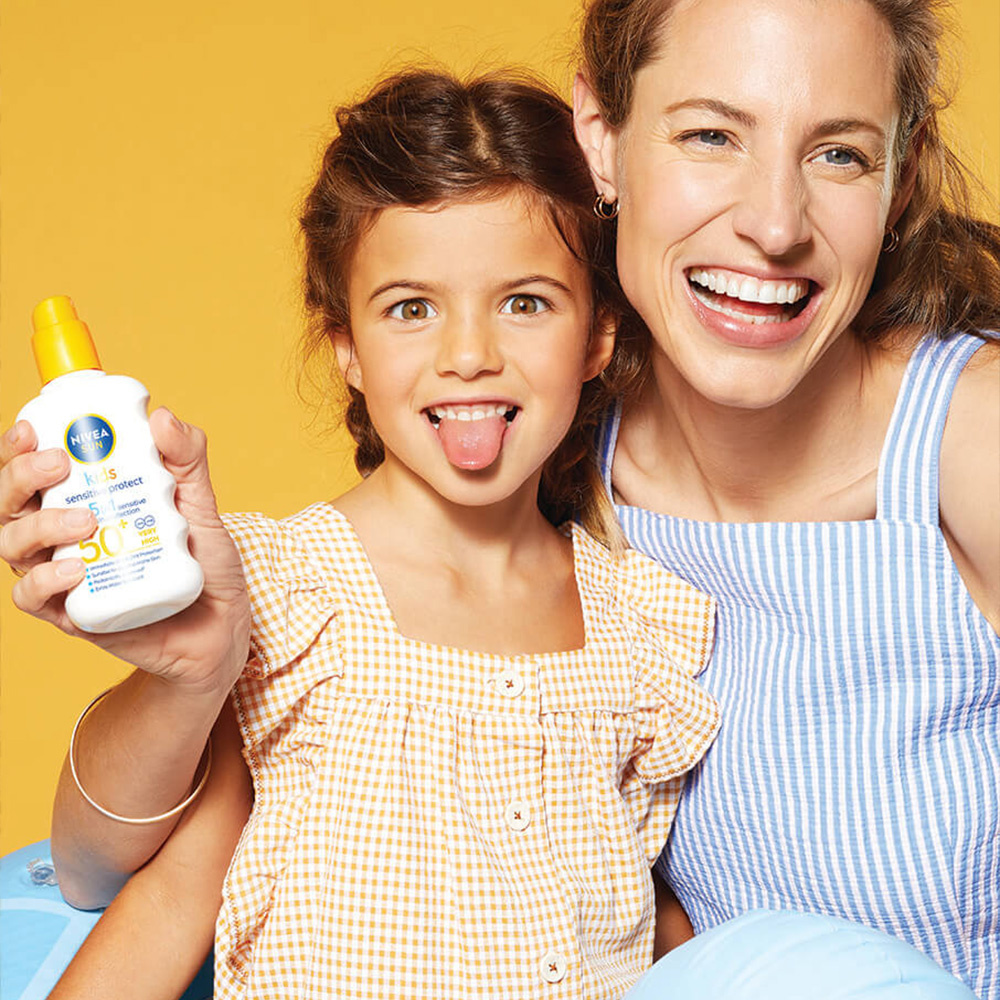 NIVEA Kids Sensitive Protect & Play Sun Spray SPF 50+
