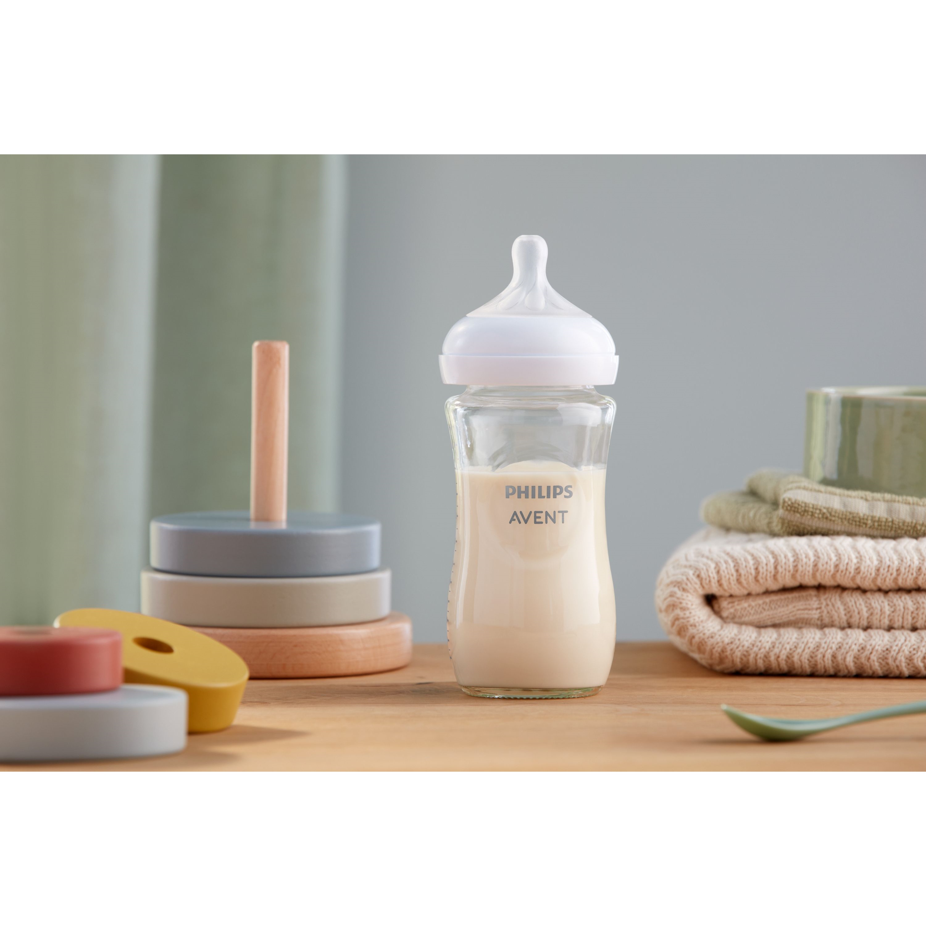 Philips Avent Natural Response Glassutteflaske 3-6M