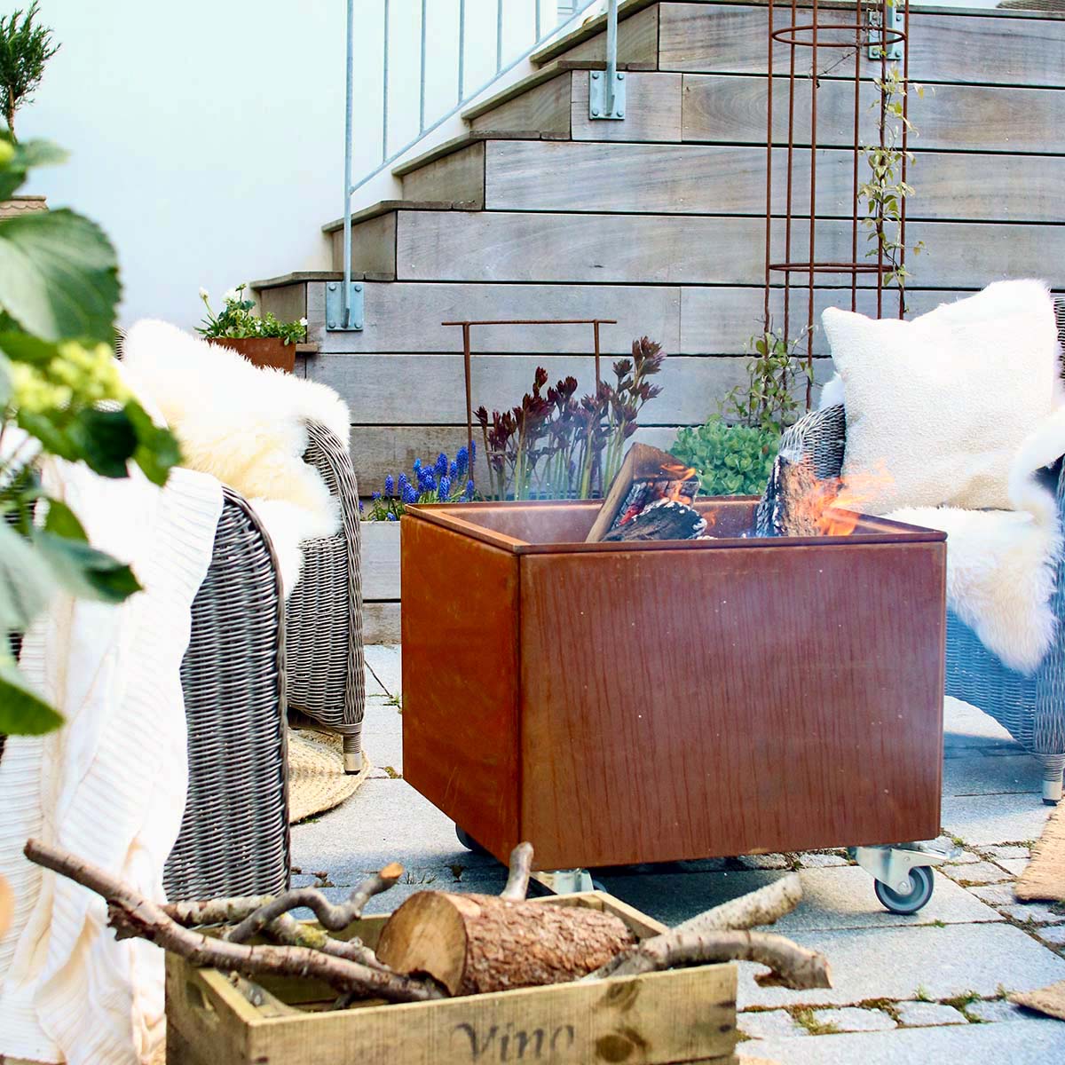 Land Fire - Bålfad med bund